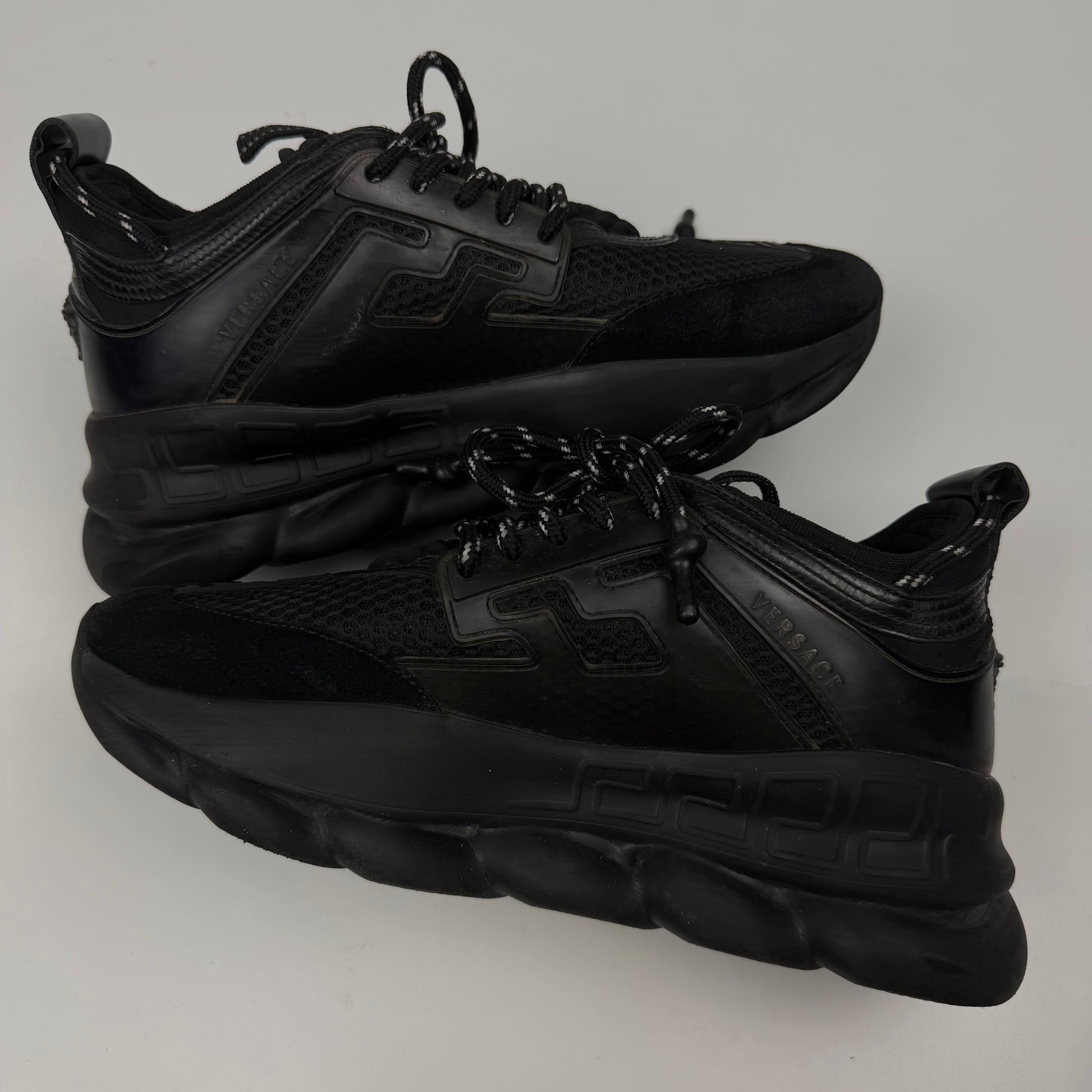 Versace Chain Reaction Black