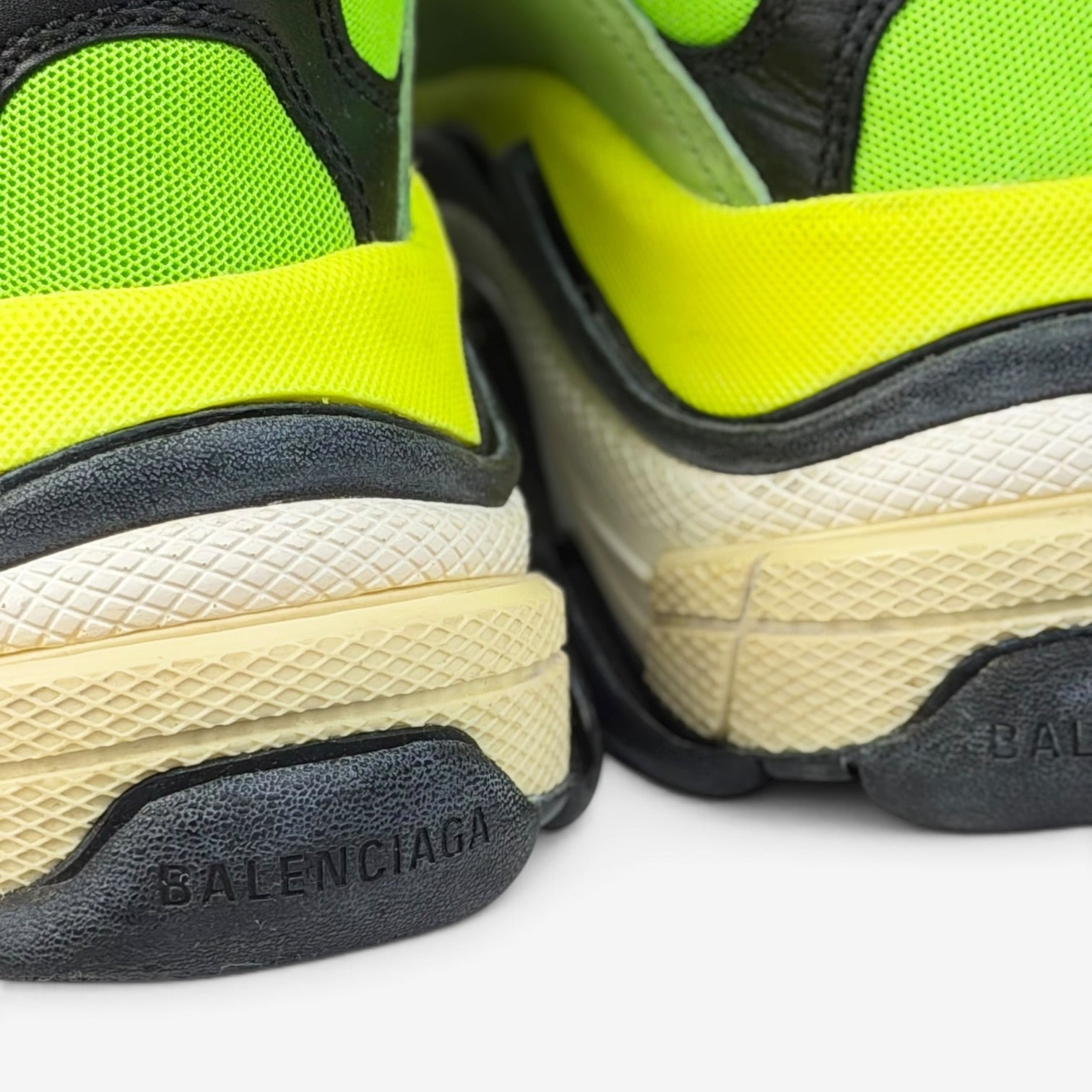 Balenciaga Triple S Very Fluo