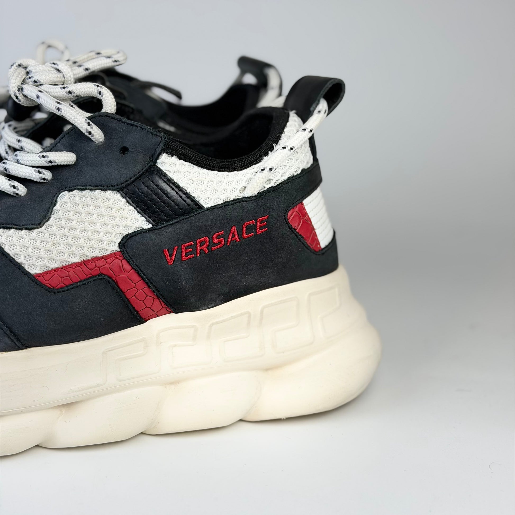 Versace Chain Reaction