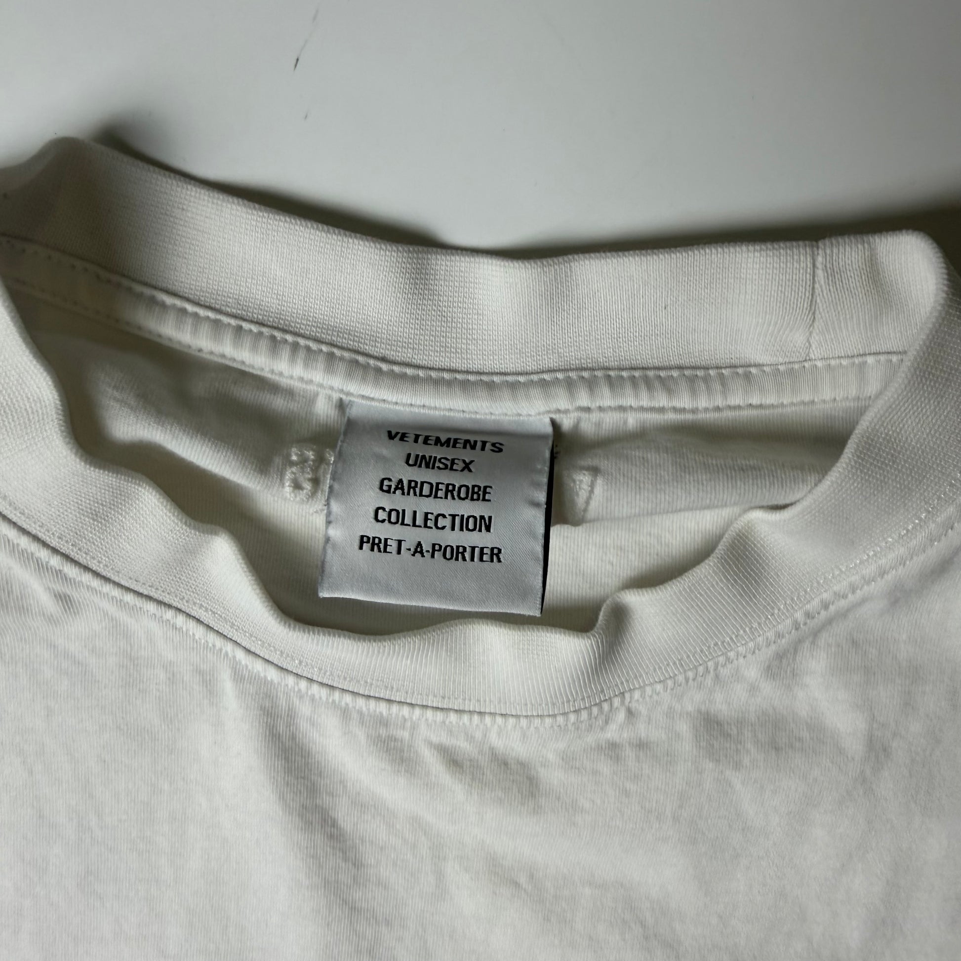 Vetements Hello My Name Is Vetements T-shirt