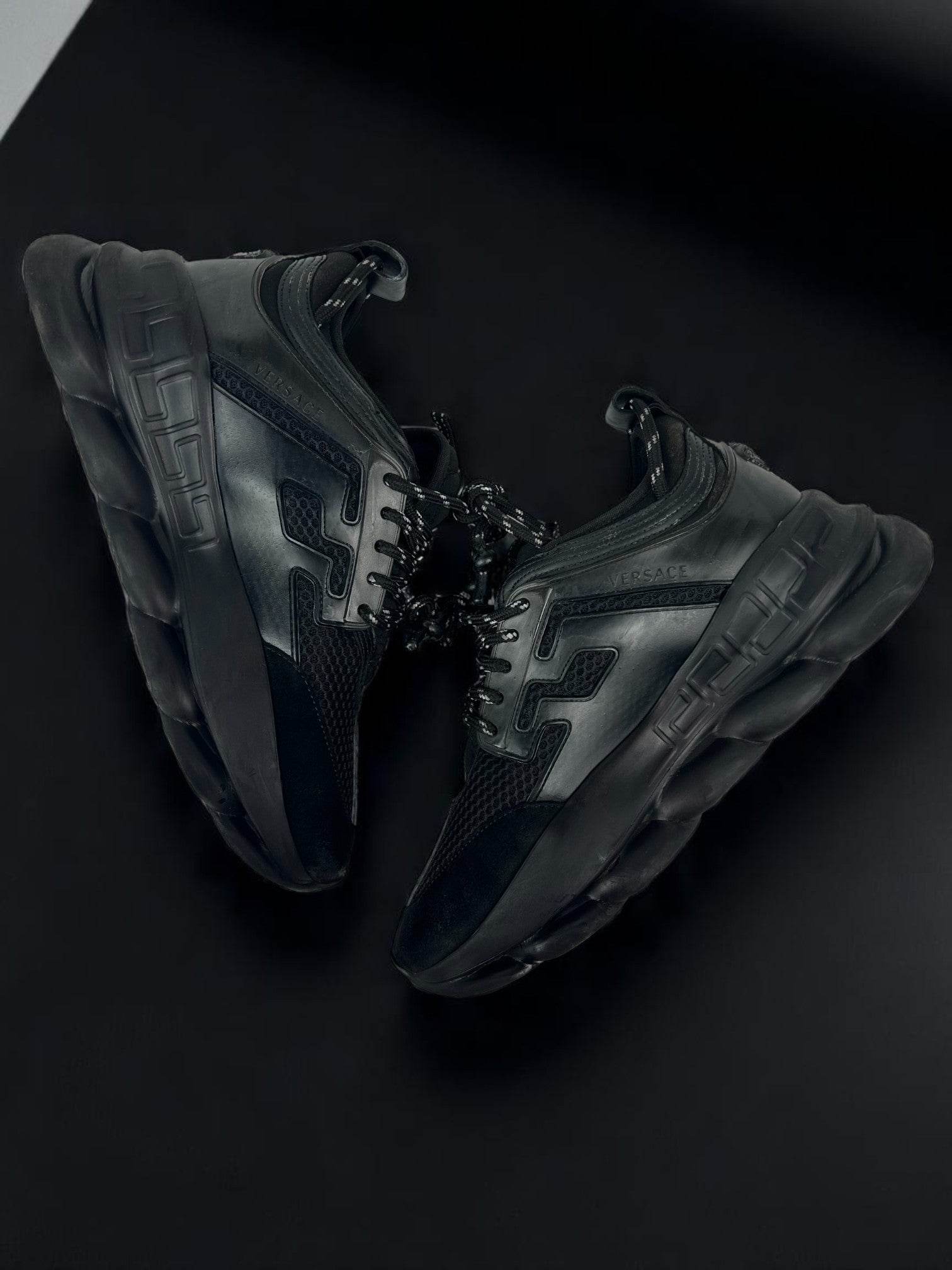 Versace Chain Reaction Black - V STEALS
