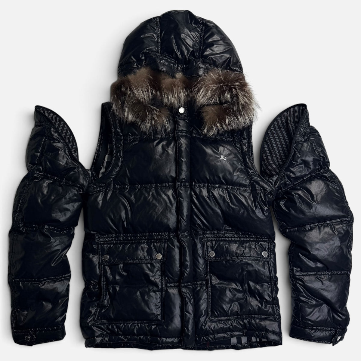 Burberry Black Label Fur Black Puffer Jacket 2000s – cumpără online de la V STEALS cu livrare rapidă în România