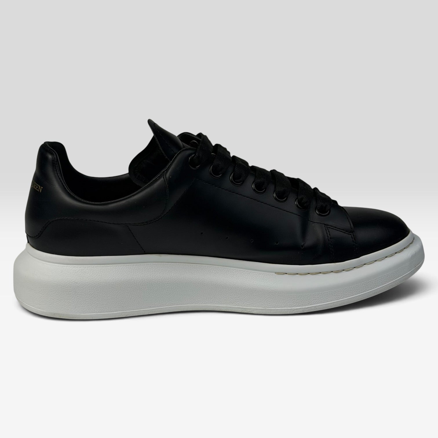Alexander McQueen Oversized Sneakers Black/Black