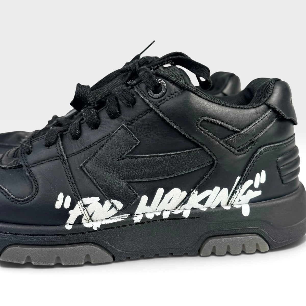 Off-White Out Of Office "For Walking" Black