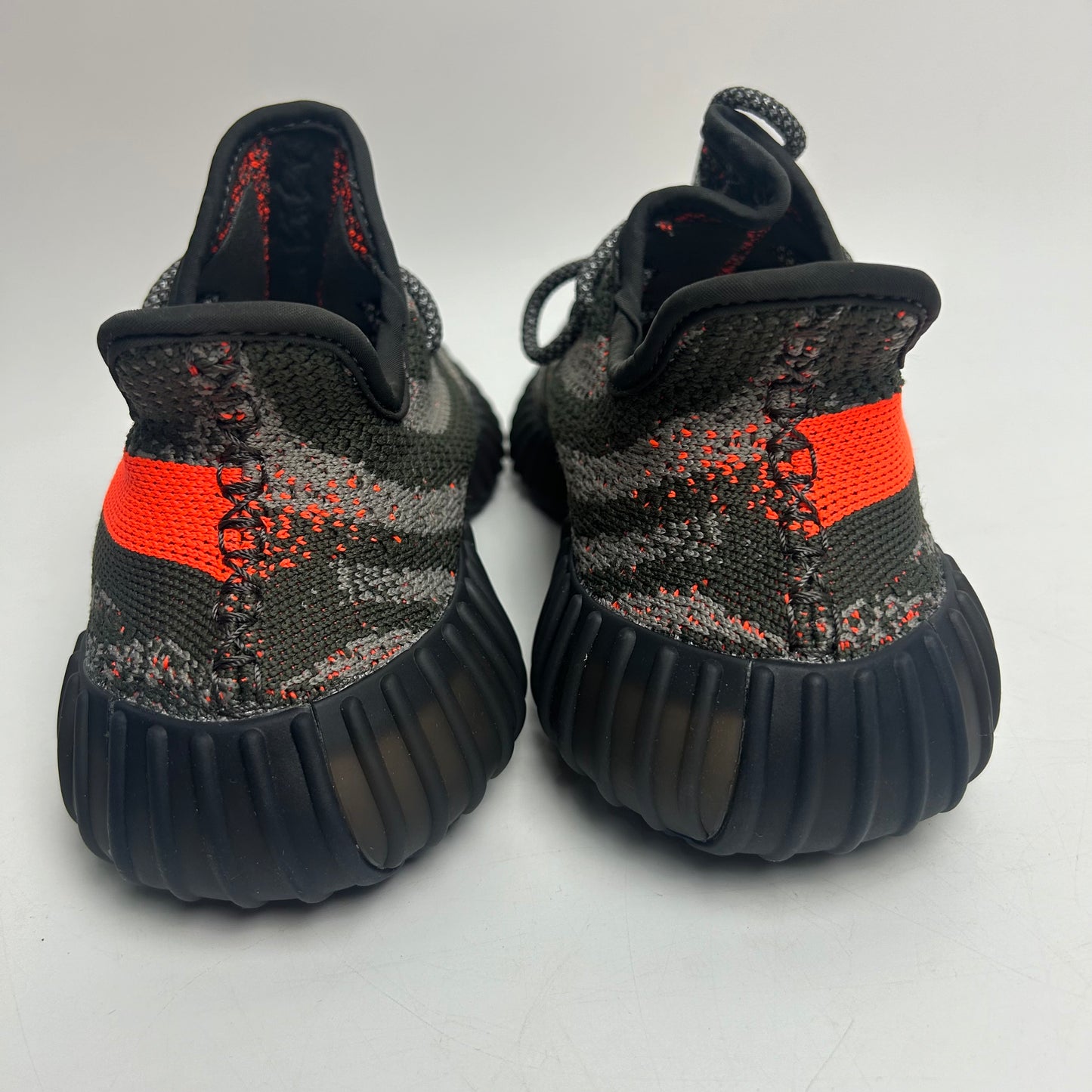 350 Carbon Beluga