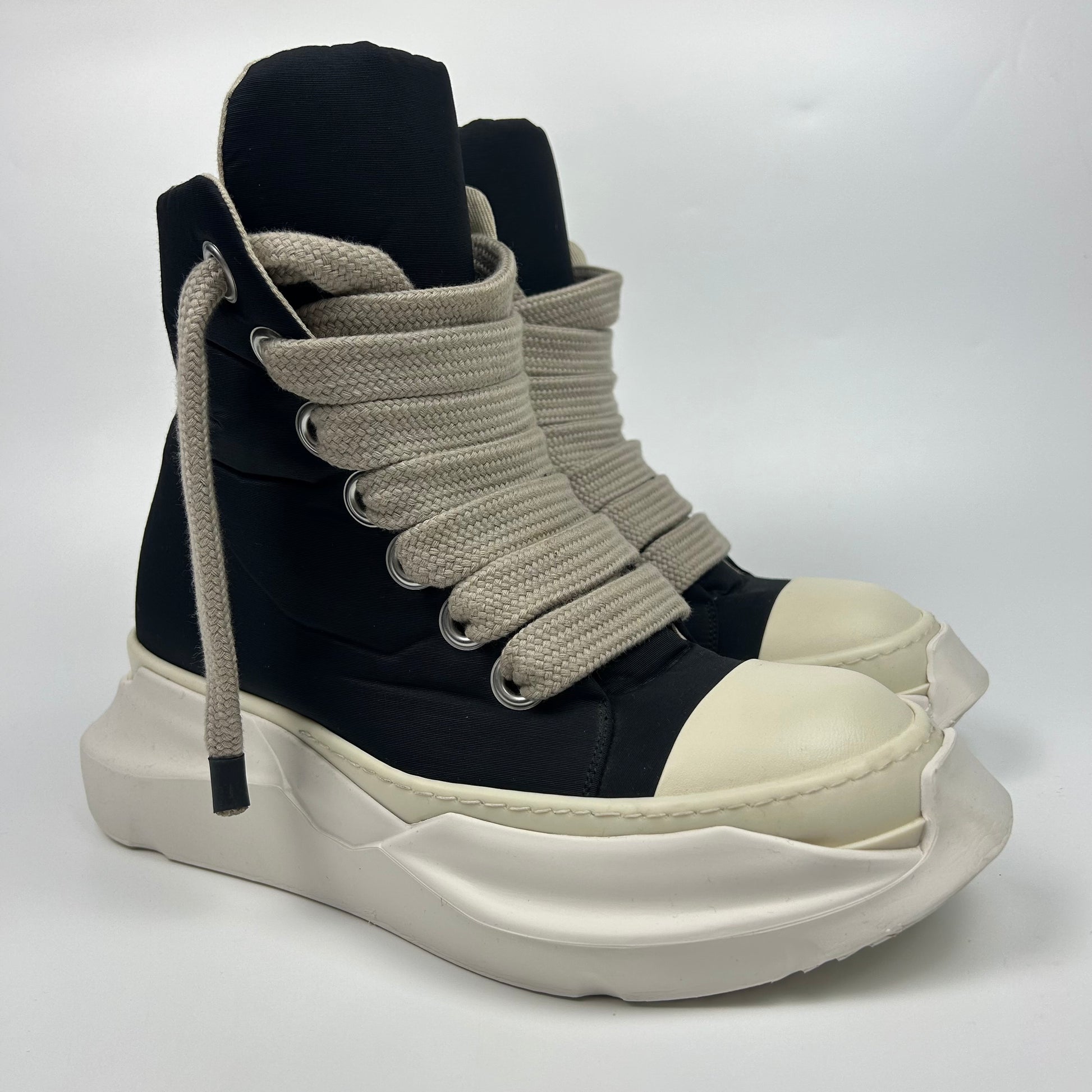 Rick Owens Abstract Ramones Jumbo Lace