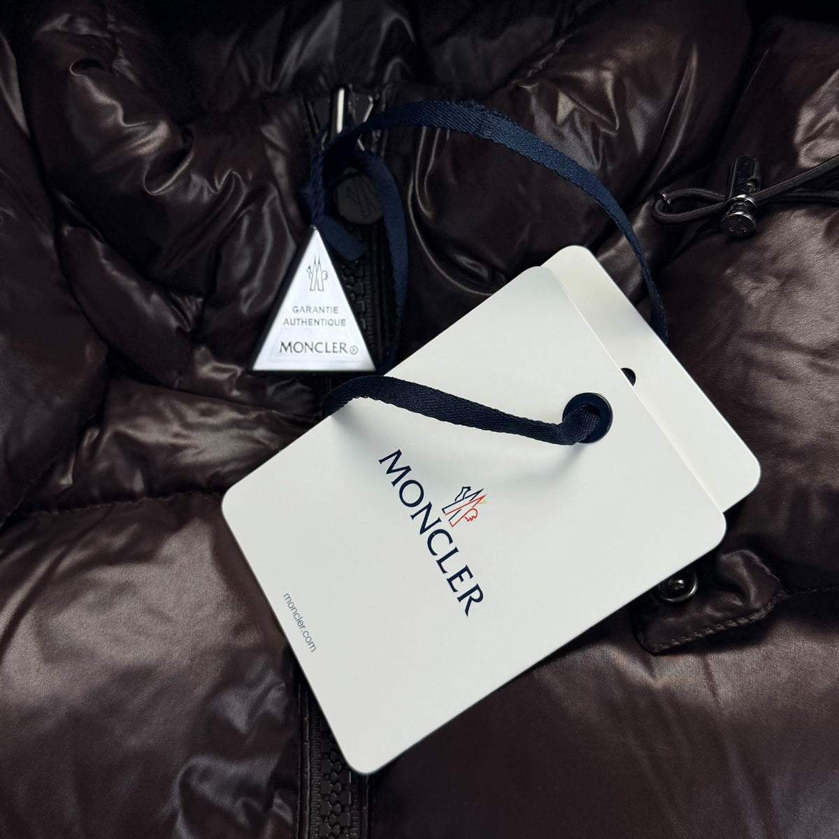 Moncler Maya Down Jacket Dark Brown Puffer Jackets MONCLER în mărimile XL – ofertă V STEALS