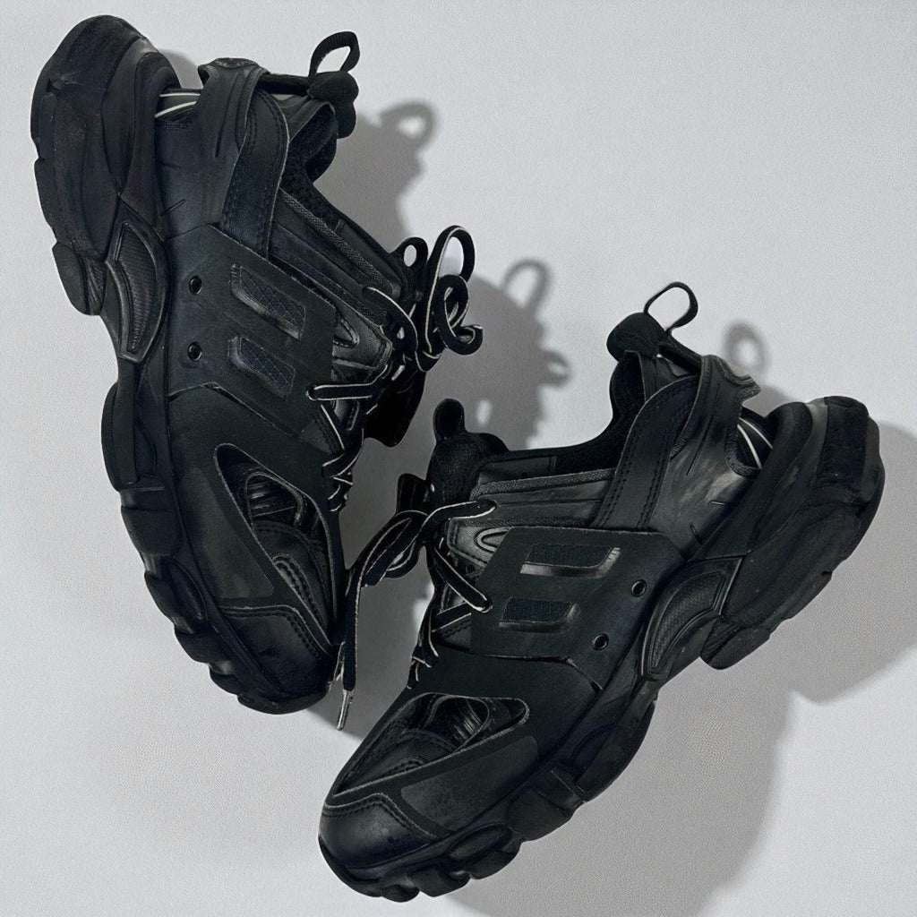 Balenciaga Track Black