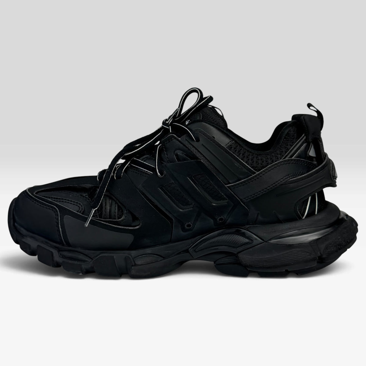 Balenciaga Track Black BALENCIAGA – cumpără online de la V STEALS cu livrare rapidă în România – BALENCIAGA