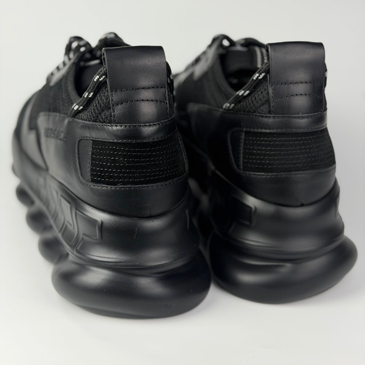 Versace Chain Reaction Black