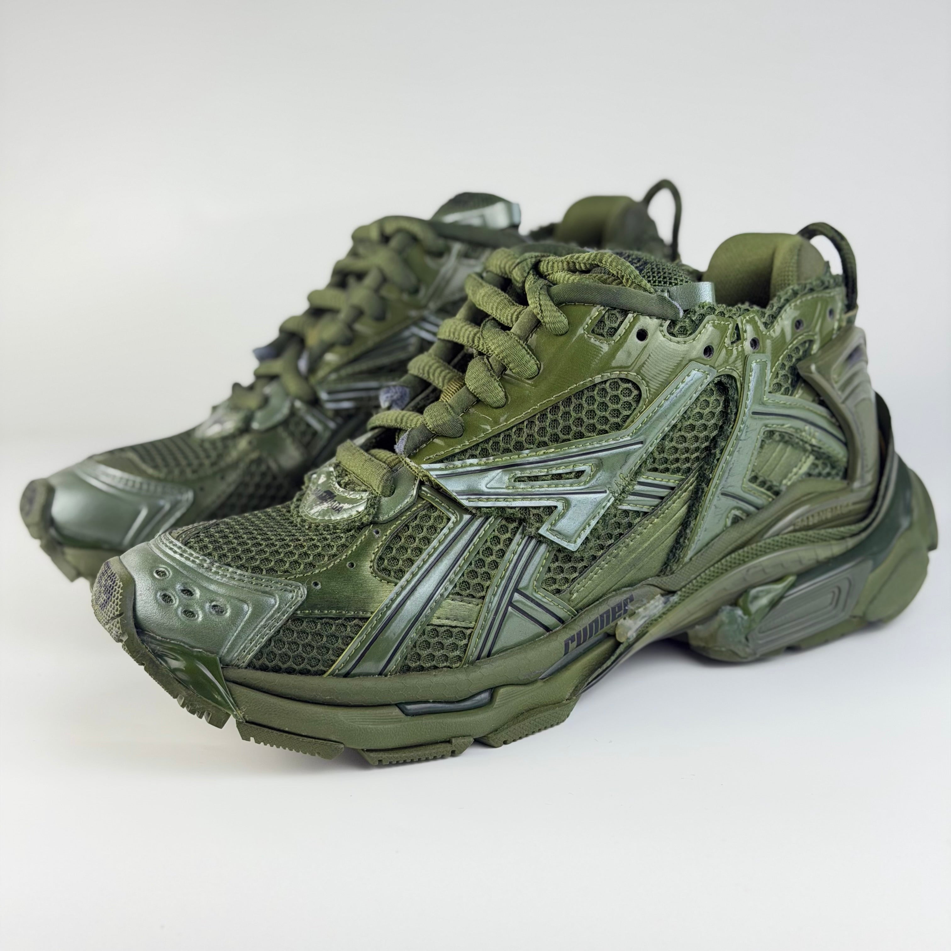 Balenciaga Runner Dark Green