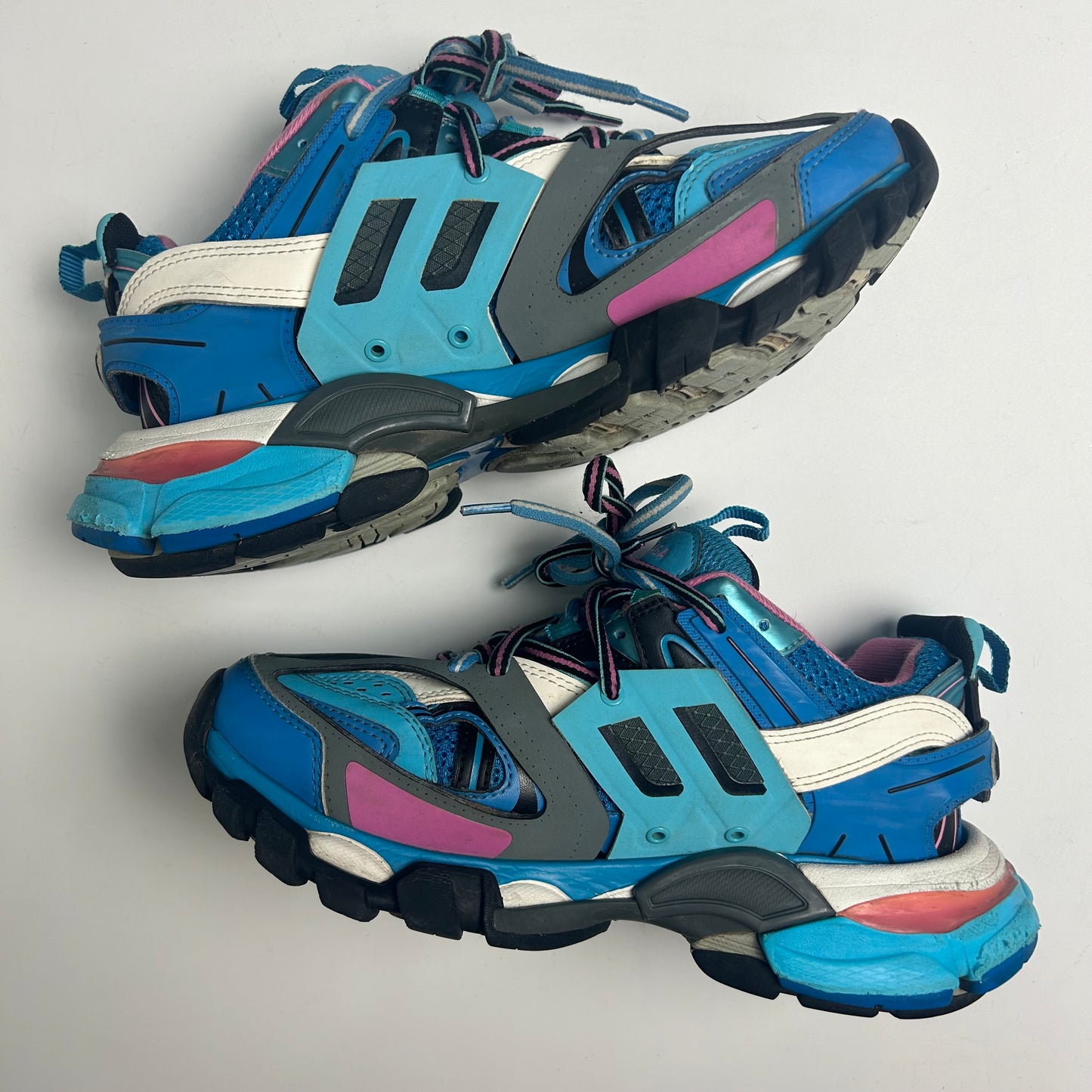 Track Blue/Pink