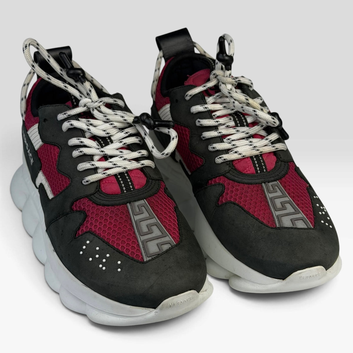 Versace Chain Reaction V2 Black/Fuchsia