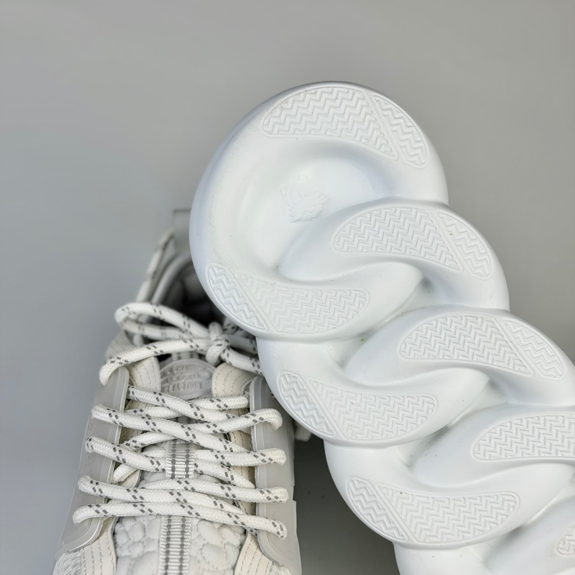 Versace Chain Reaction White