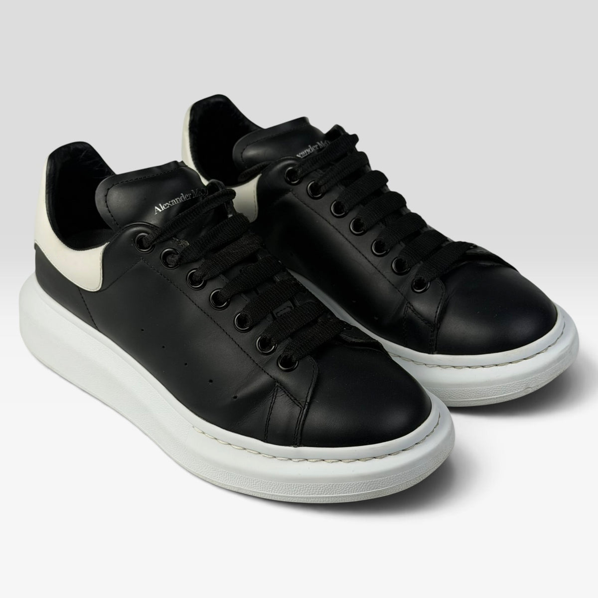 Alexander McQueen Oversized Sneakers Black/White