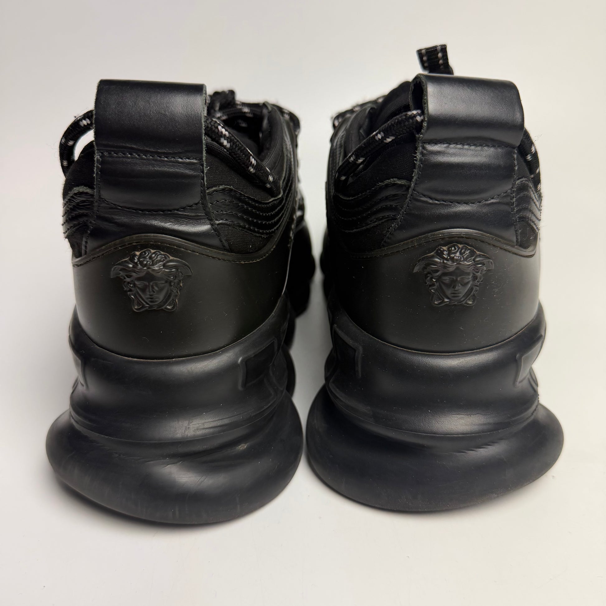 Versace Chain Reaction Black