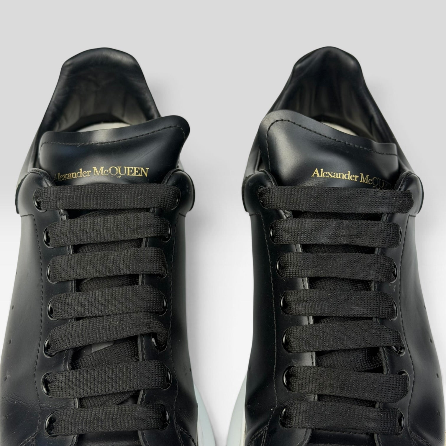 Alexander McQueen Oversized Sneakers Black/Black