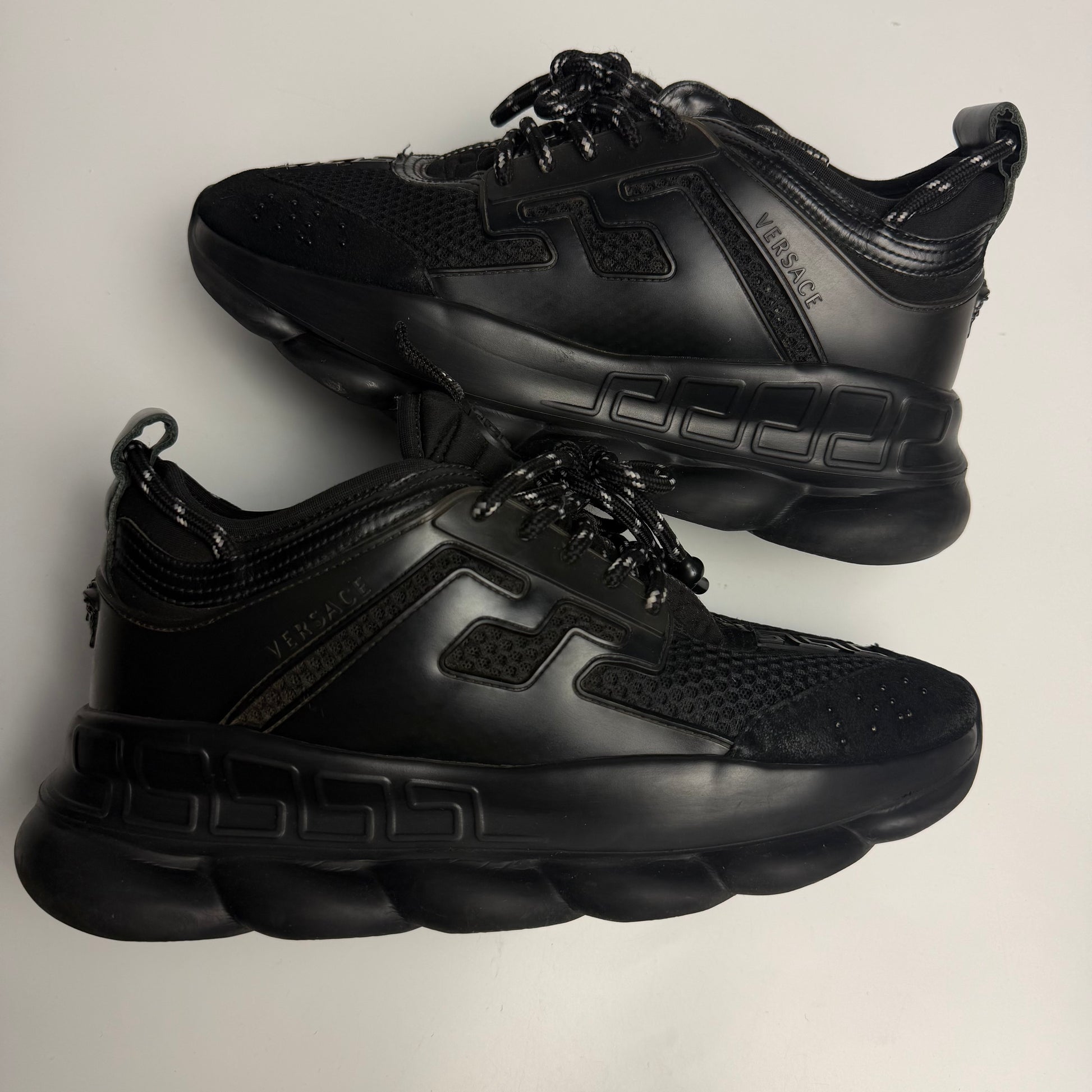 Versace Chain Reaction Black