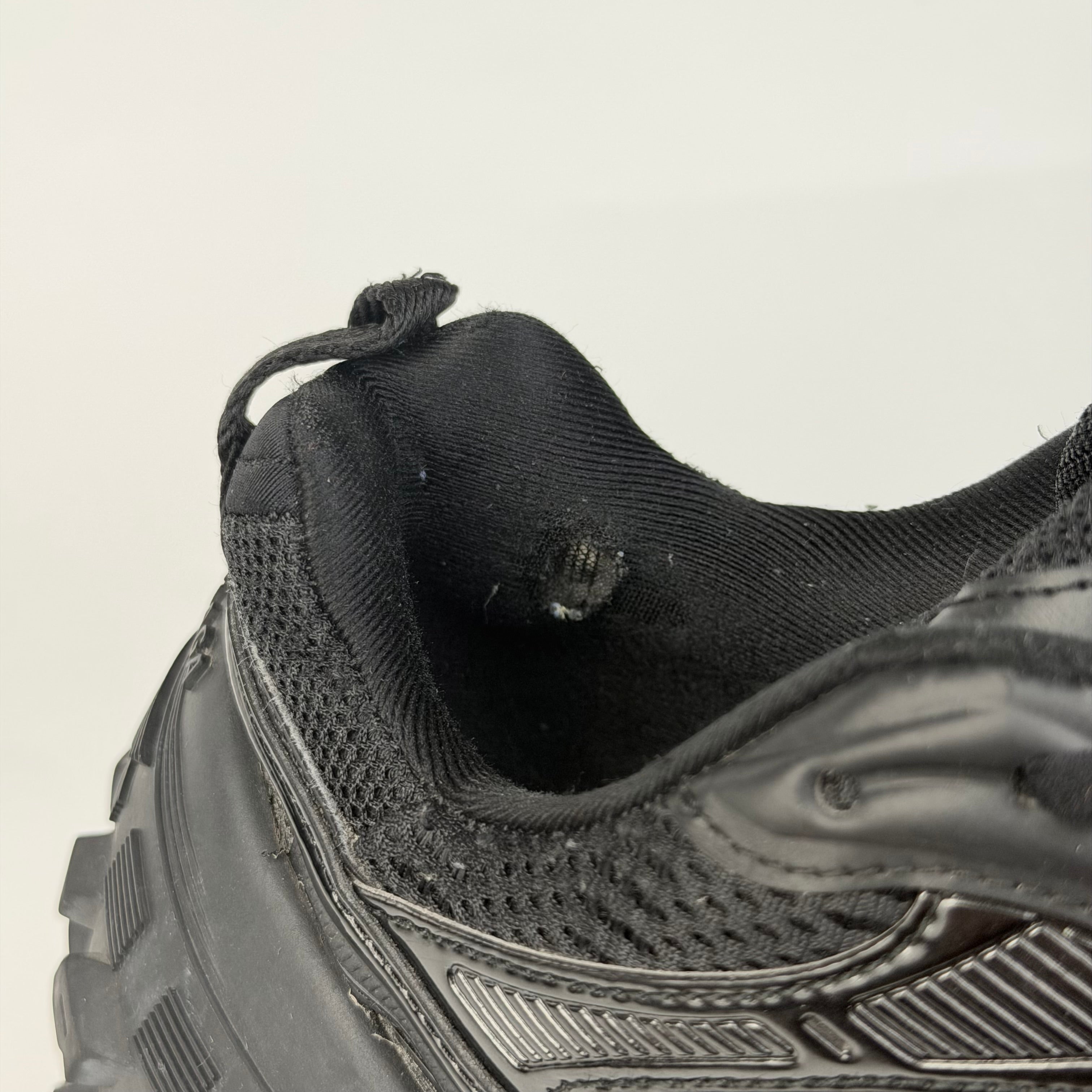 Balenciaga Bouncer Black Sneakers