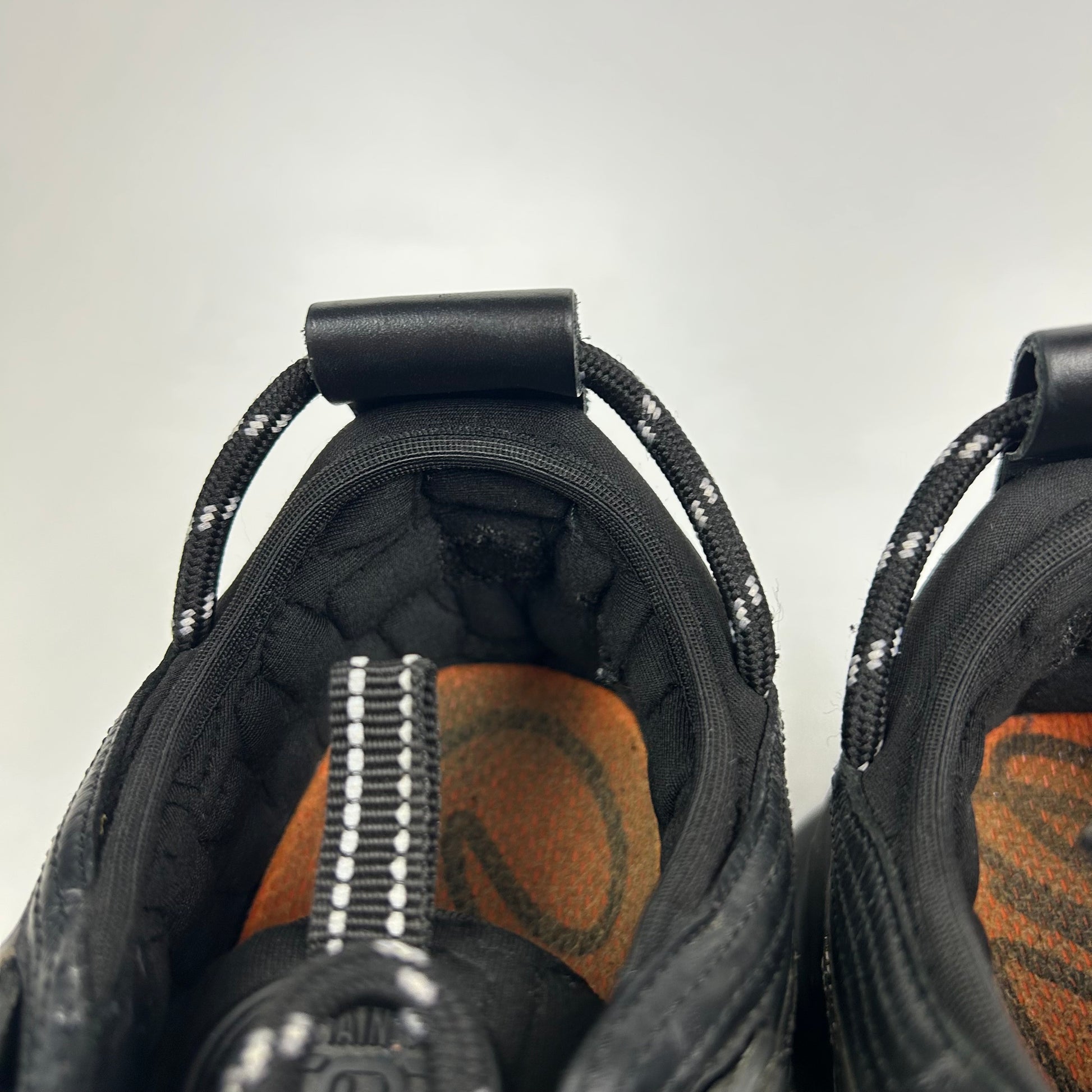 Versace Chain Reaction Black