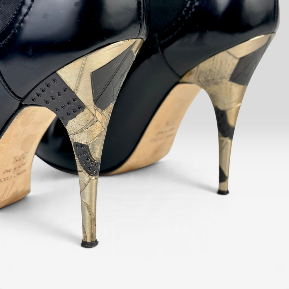Giuseppe Zanotti Patent Leather Heeled Booties Black – Incaltaminte Femei GIUSEPPE ZANOTTI la V STEALS – LANVIN