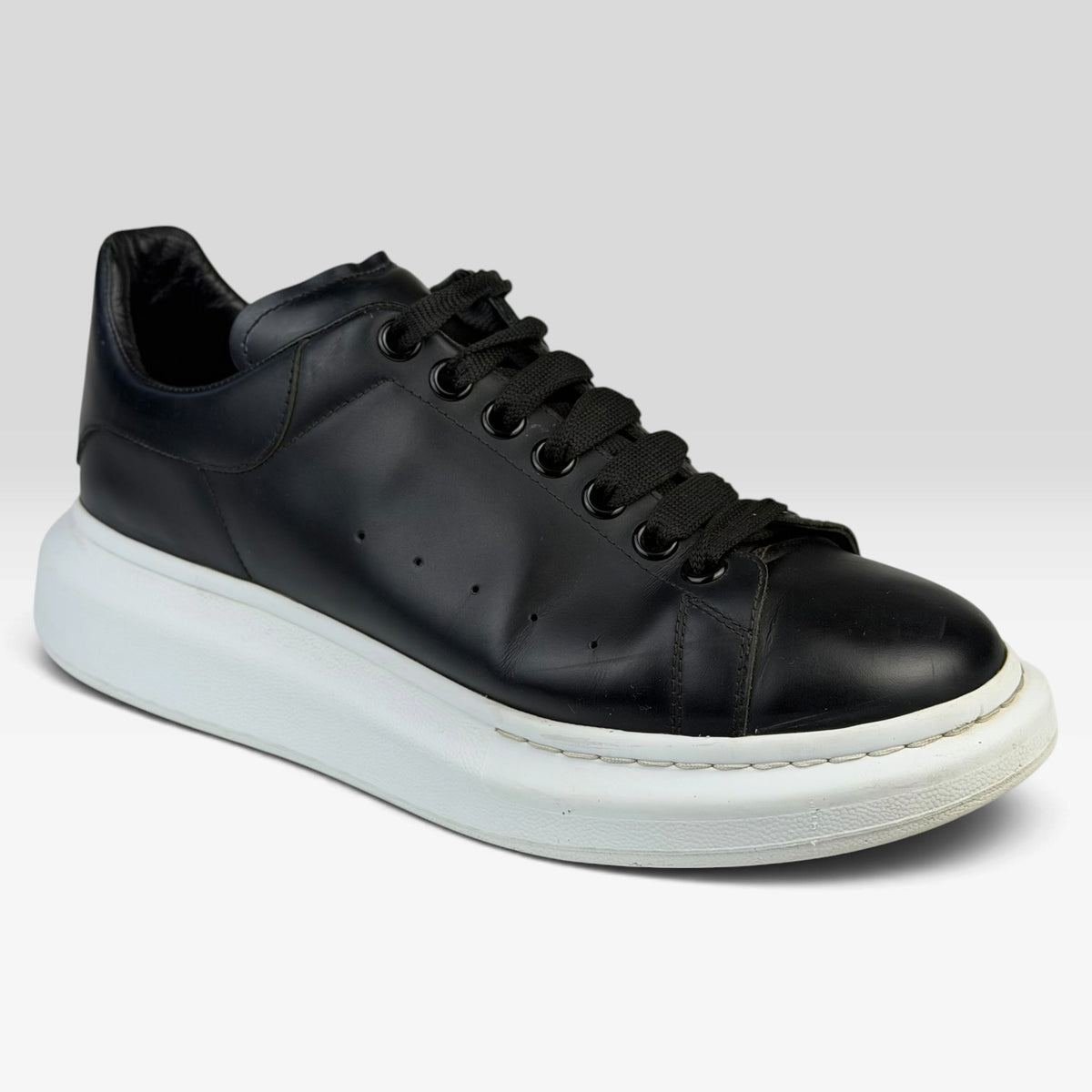 Alexander McQueen Oversized Sneakers Black/White