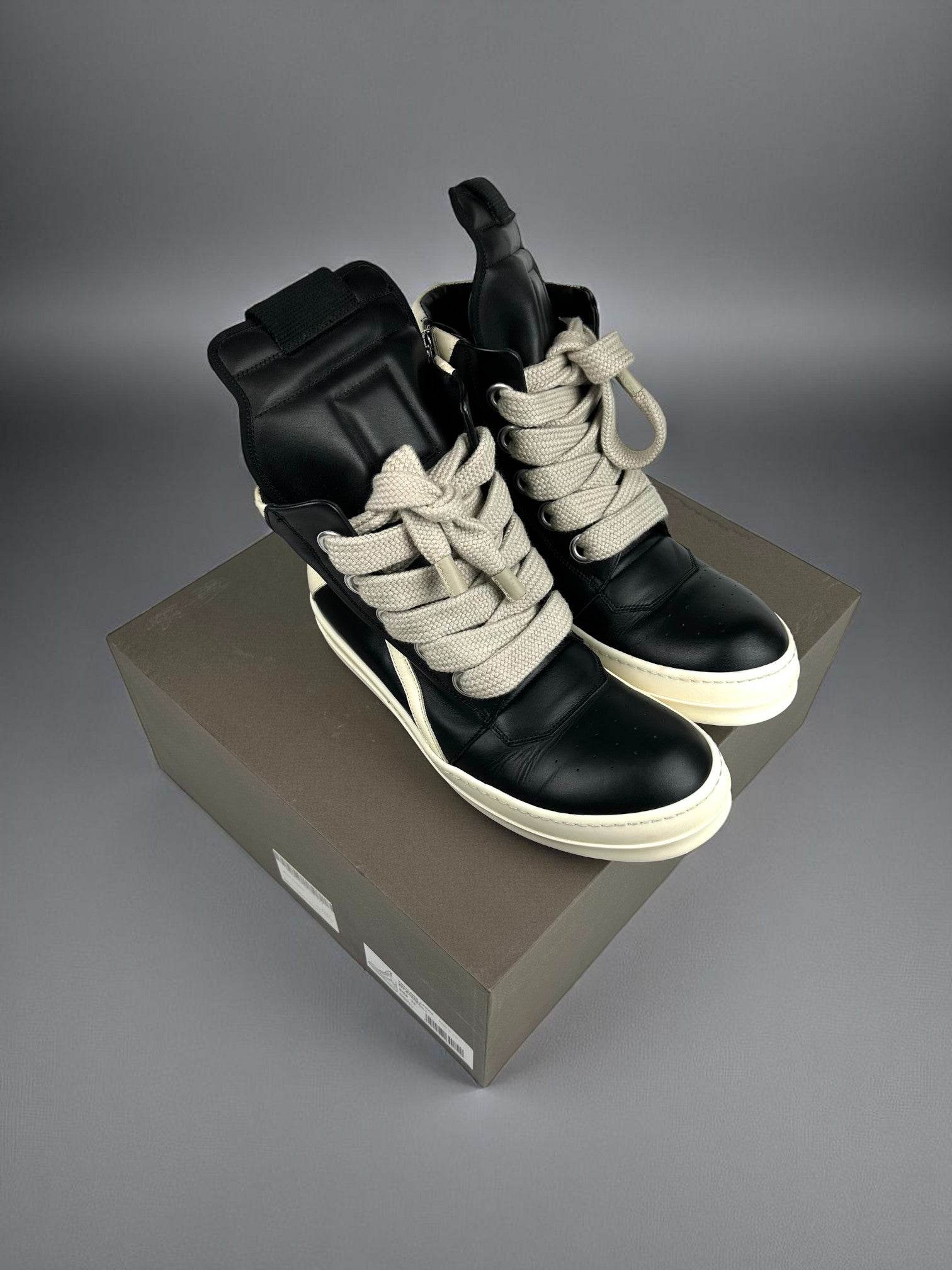 Rick Owens Jumbo Lace Geobasket - V STEALS