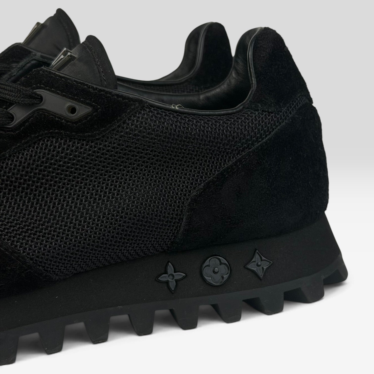 Louis Vuitton Runner Black Mesh & Suede | Sneakers Louis Vuitton