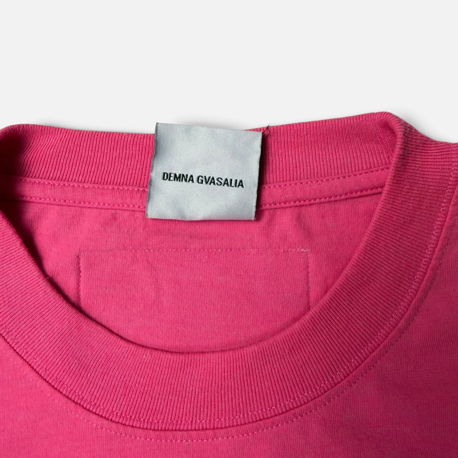 Vetements SS20 "Priority Mail Express" Logo T-Shirt Pink
