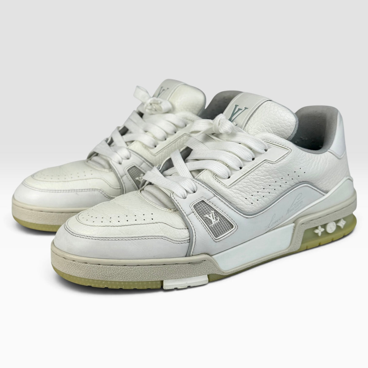 Louis Vuitton LV Trainer White/Grey Signature