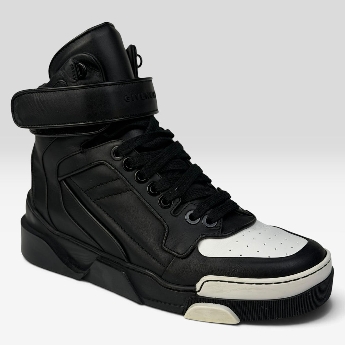 Givenchy Tyson Sneakers Black/White
