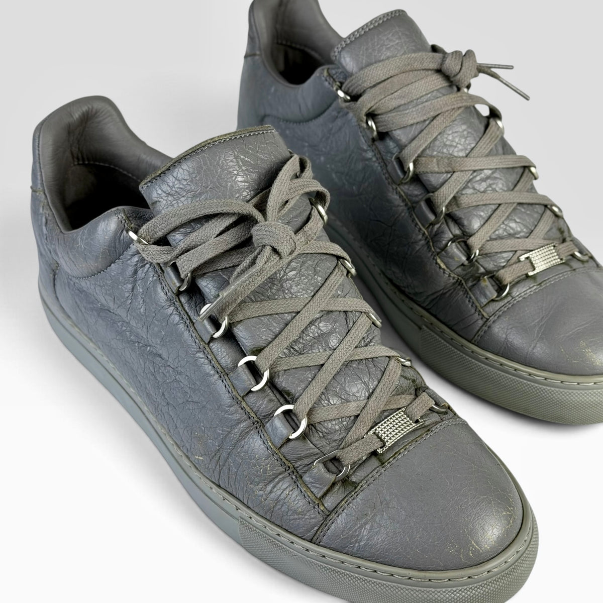 Balenciaga Arena Low Grey Leather