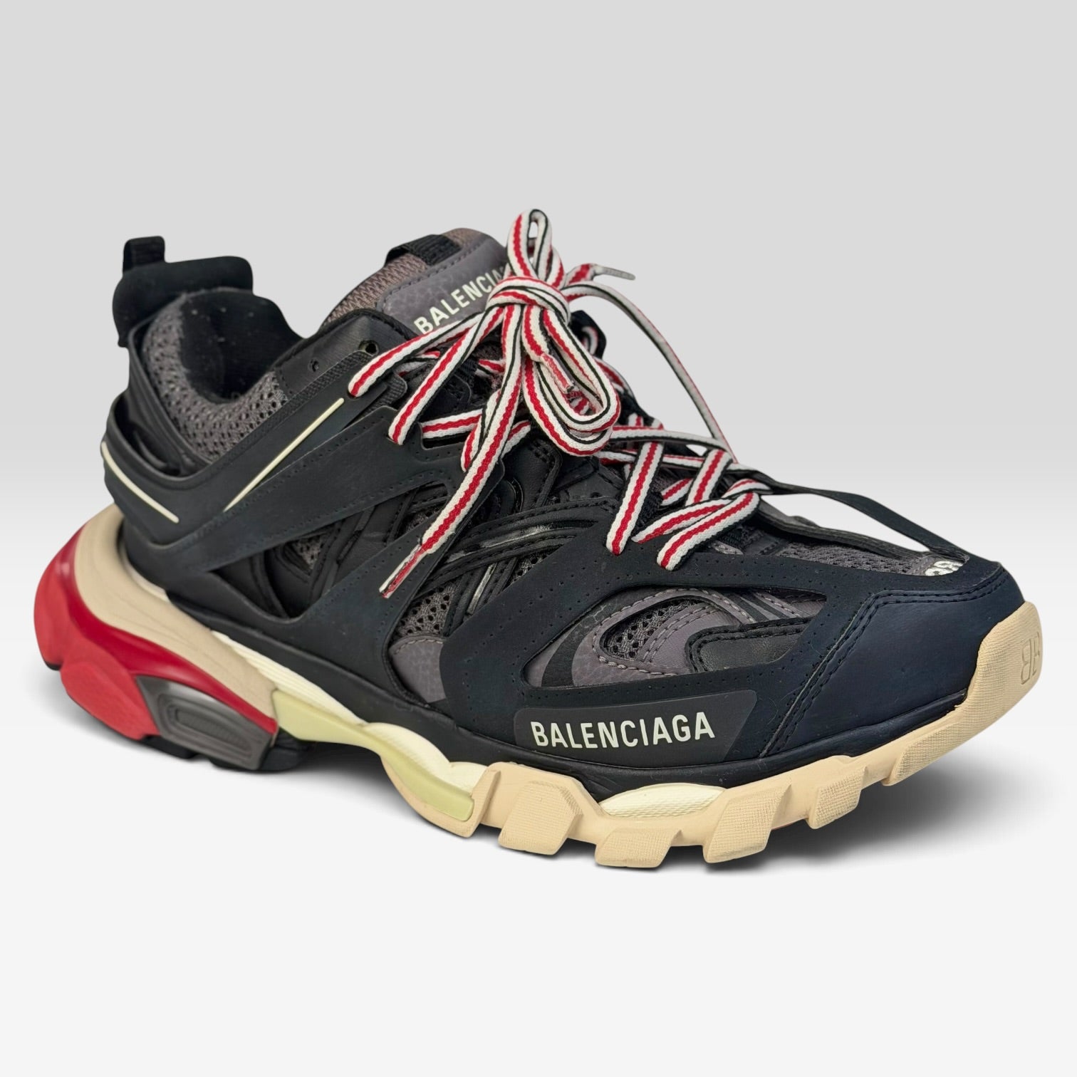 Balenciaga Track Bred Black/Red Sneakers