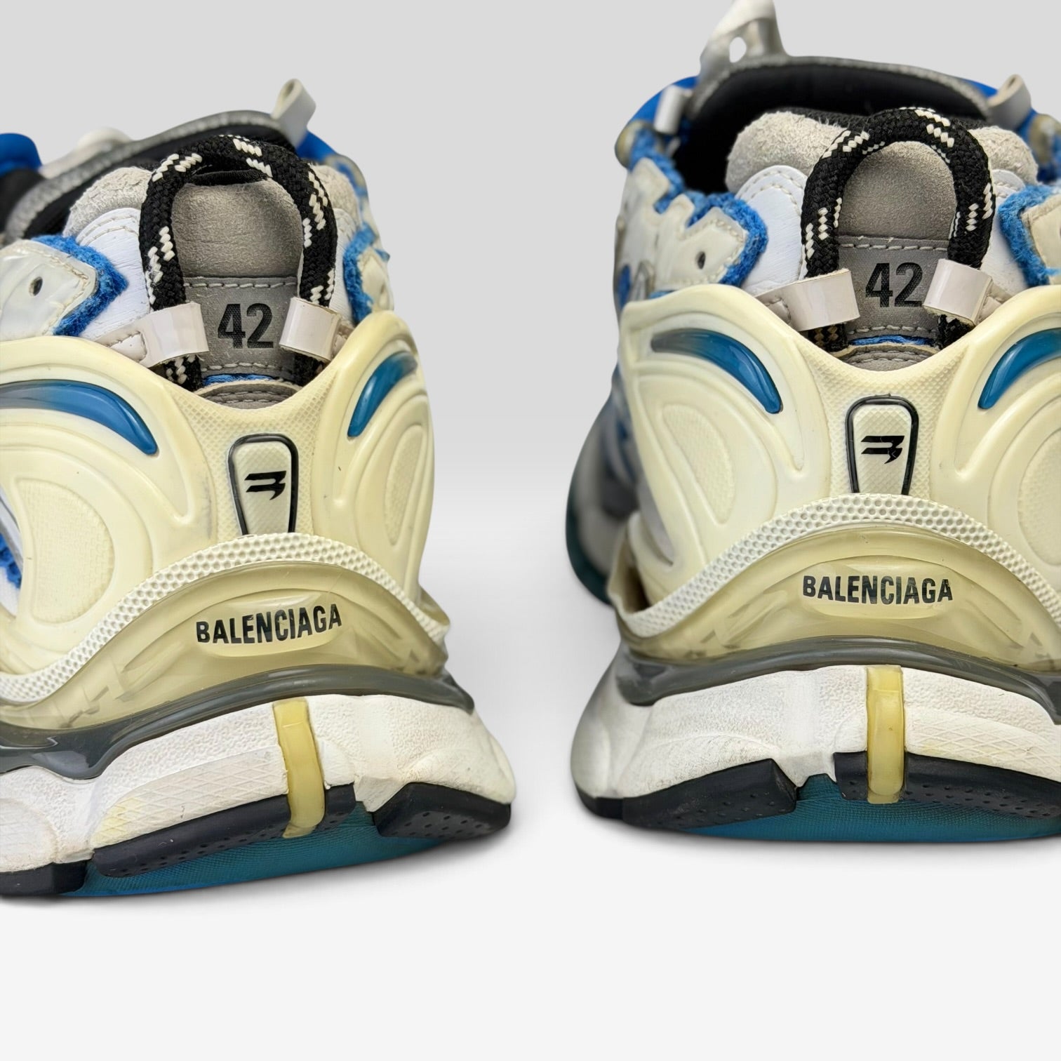 Balenciaga Runner Blue Sneakers, alb, detaliu material