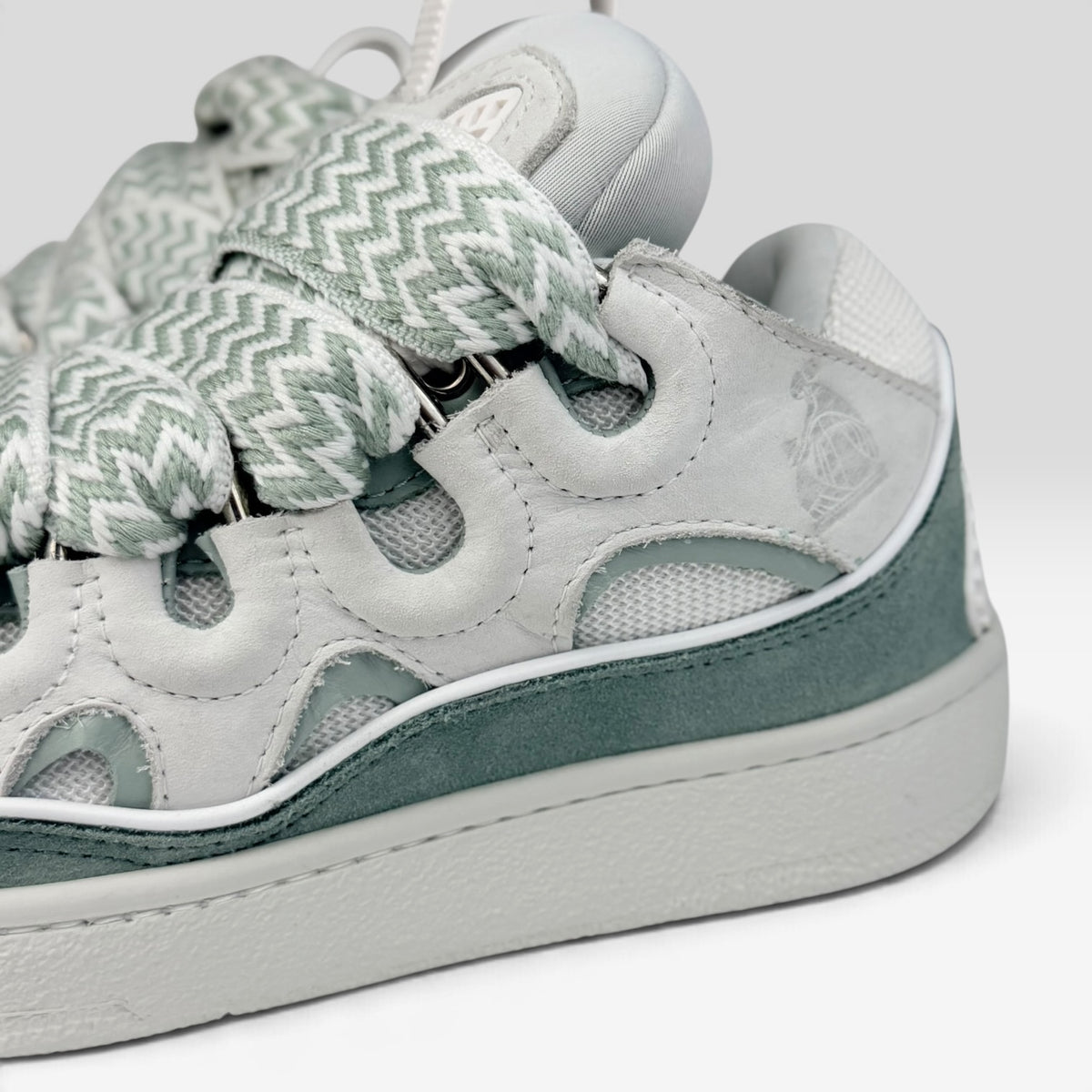 Lanvin Curb Turquoise/White