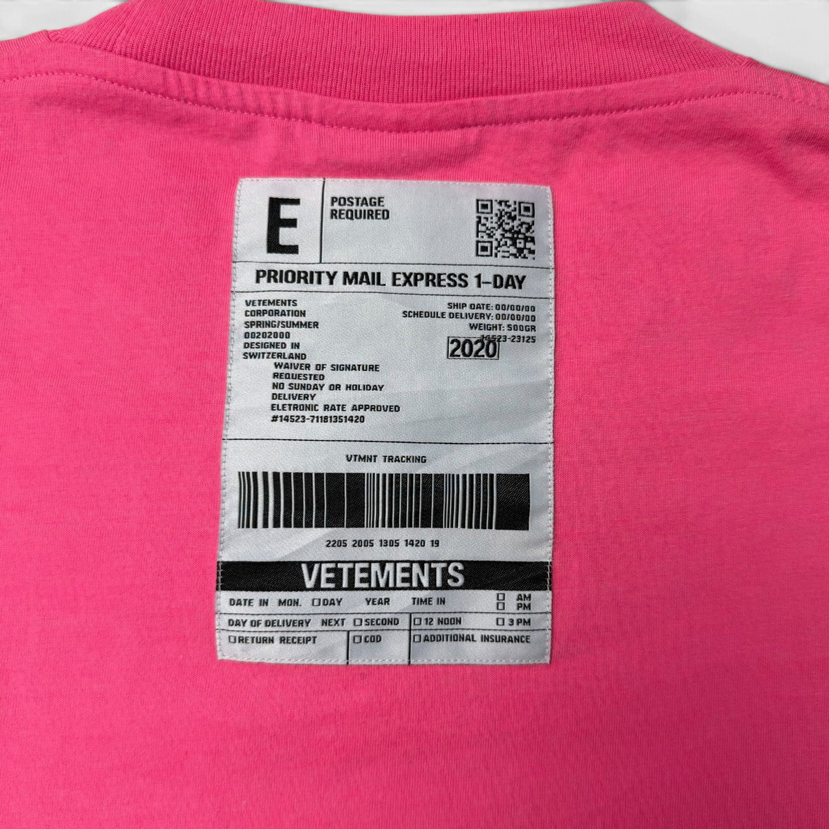 Vetements SS20 "Priority Mail Express" Logo T-Shirt Pink