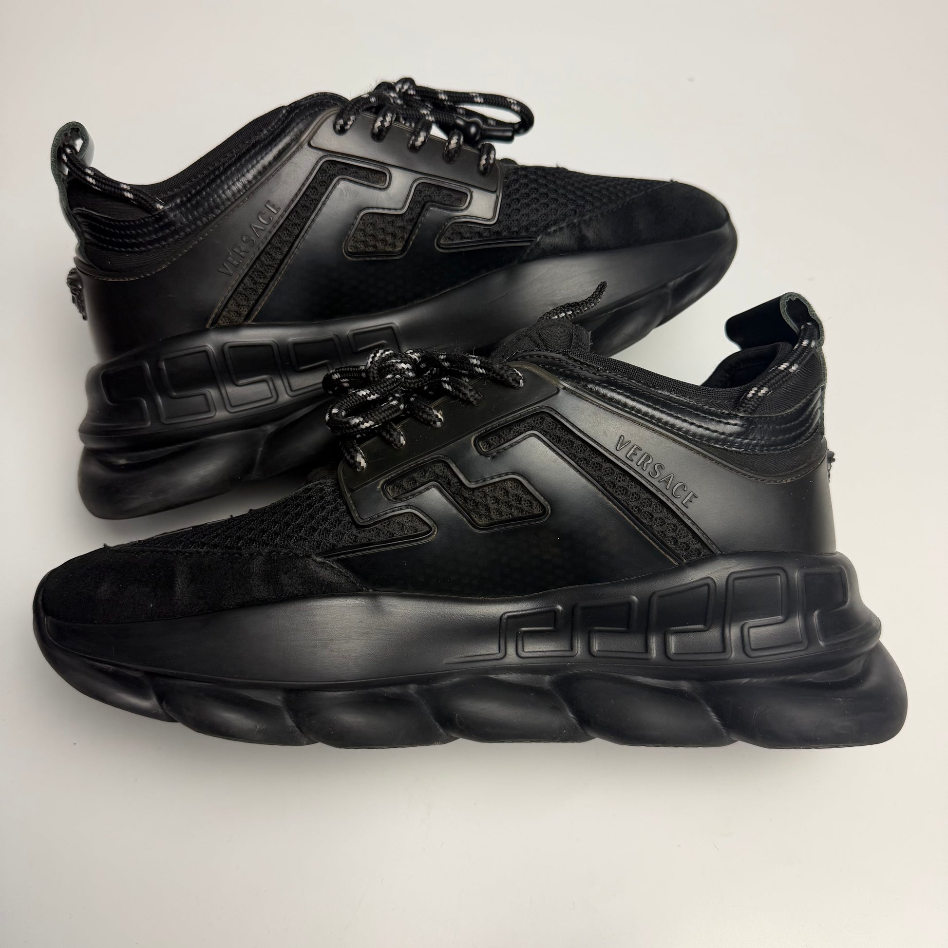 Versace Chain Reaction Black