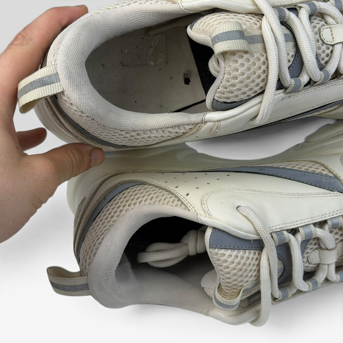 Dior B22 Sneaker Cream/Light Blue | Sneakers Dior