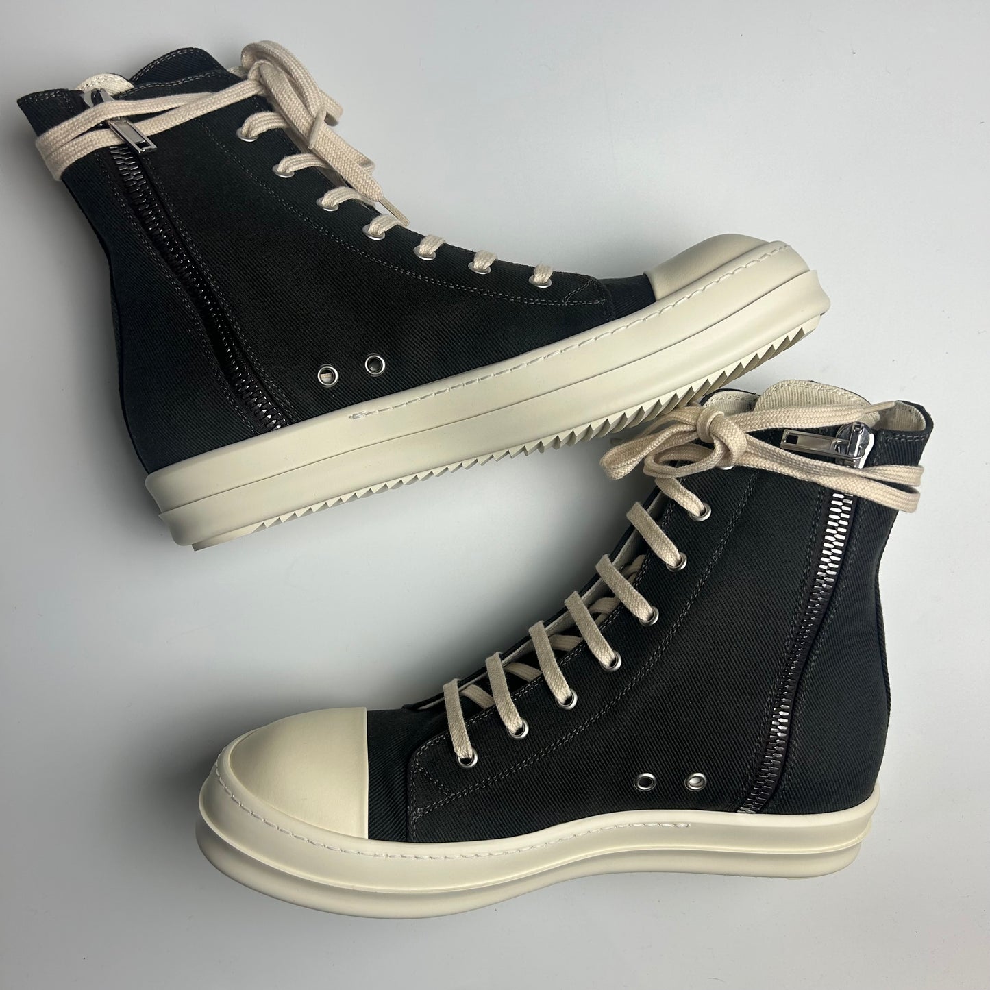 Ramones High Cargo Dark Dust