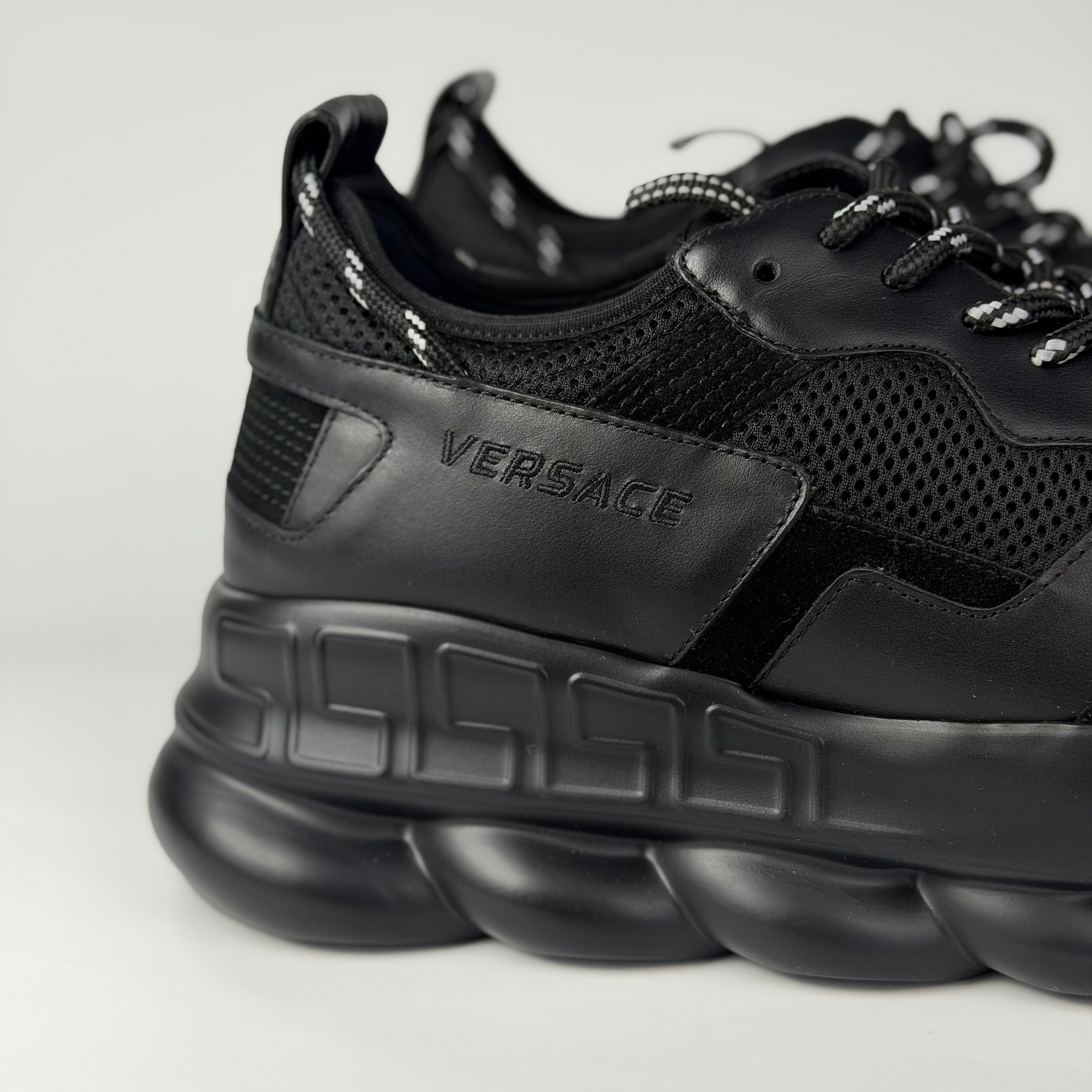 Versace Chain Reaction Black