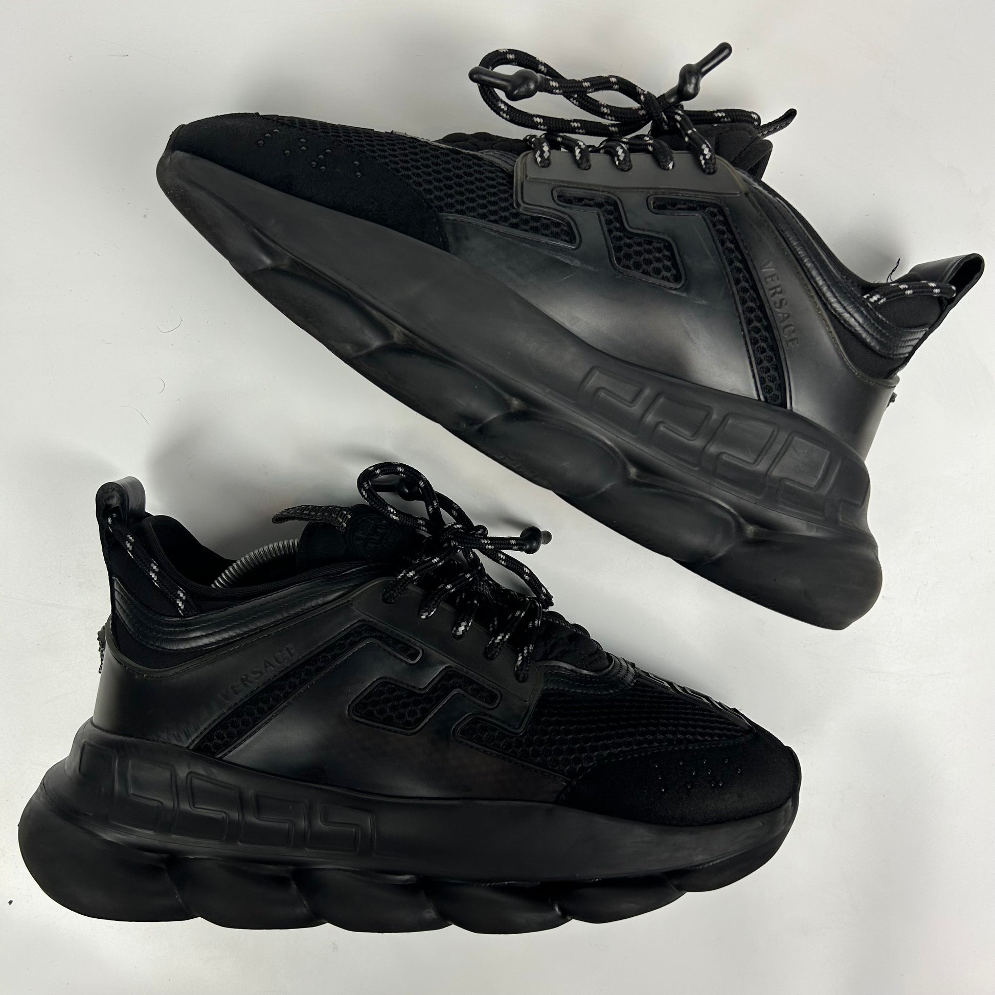 Versace Chain Reaction Black