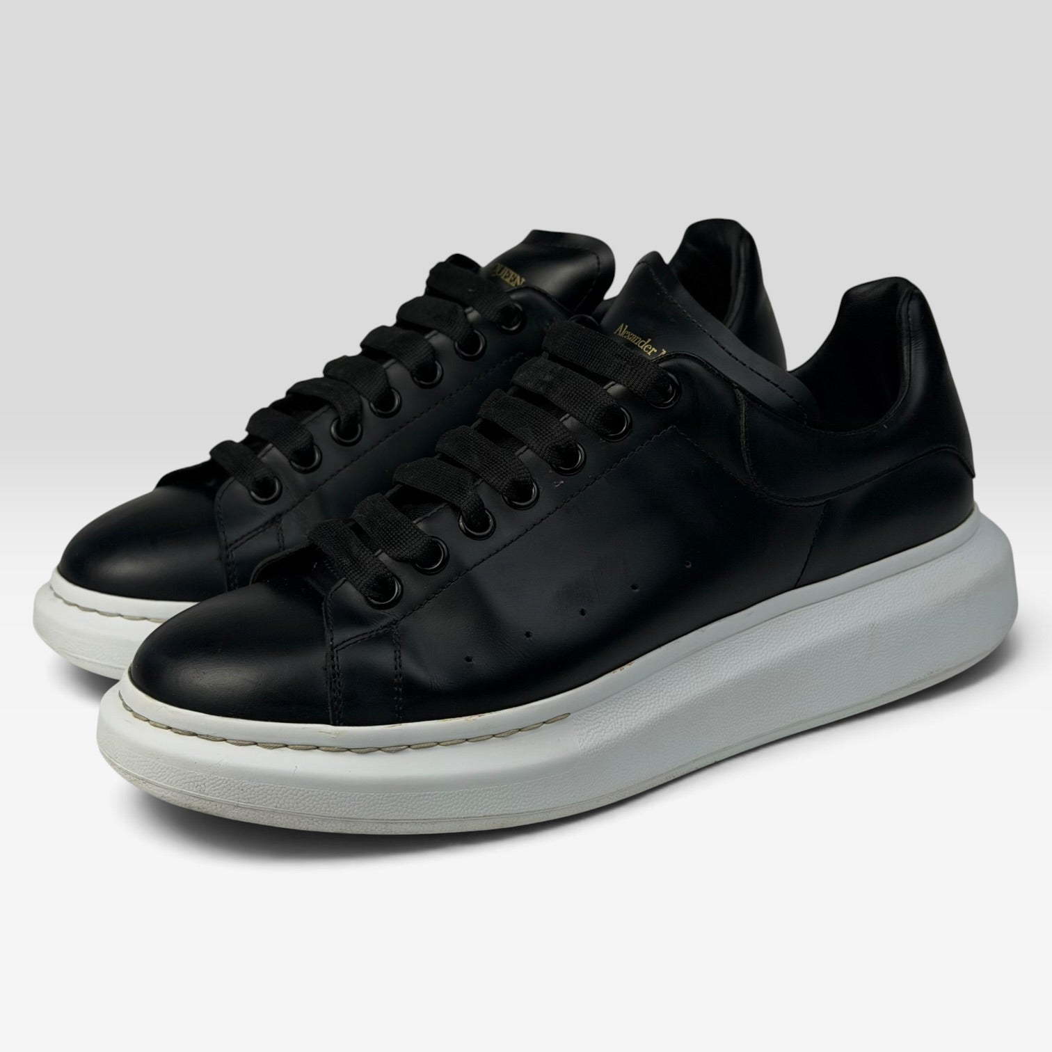 Alexander McQueen Oversized Sneakers Black/Black