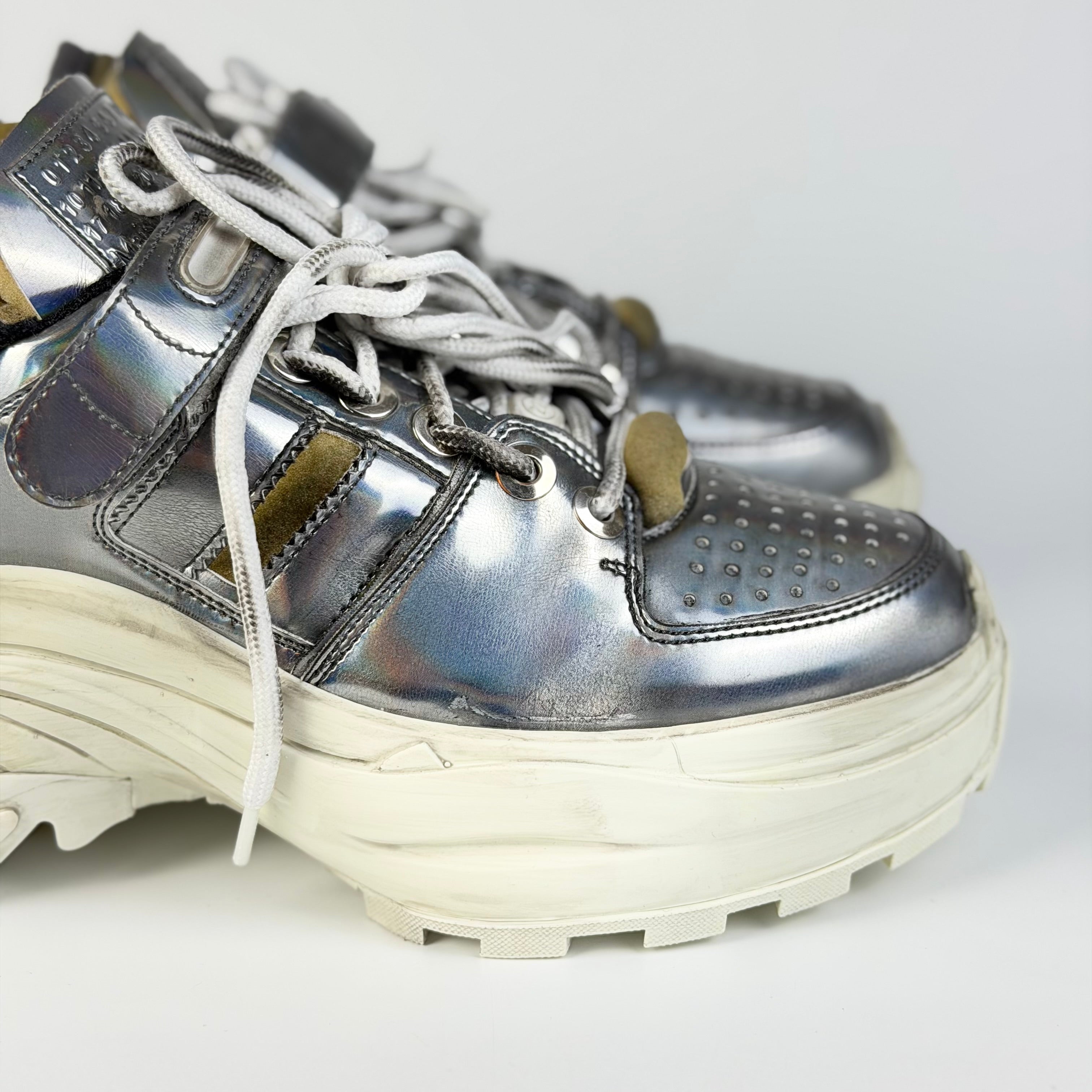 Maison Margiela sneakers – detaliu logo | VSTEALS