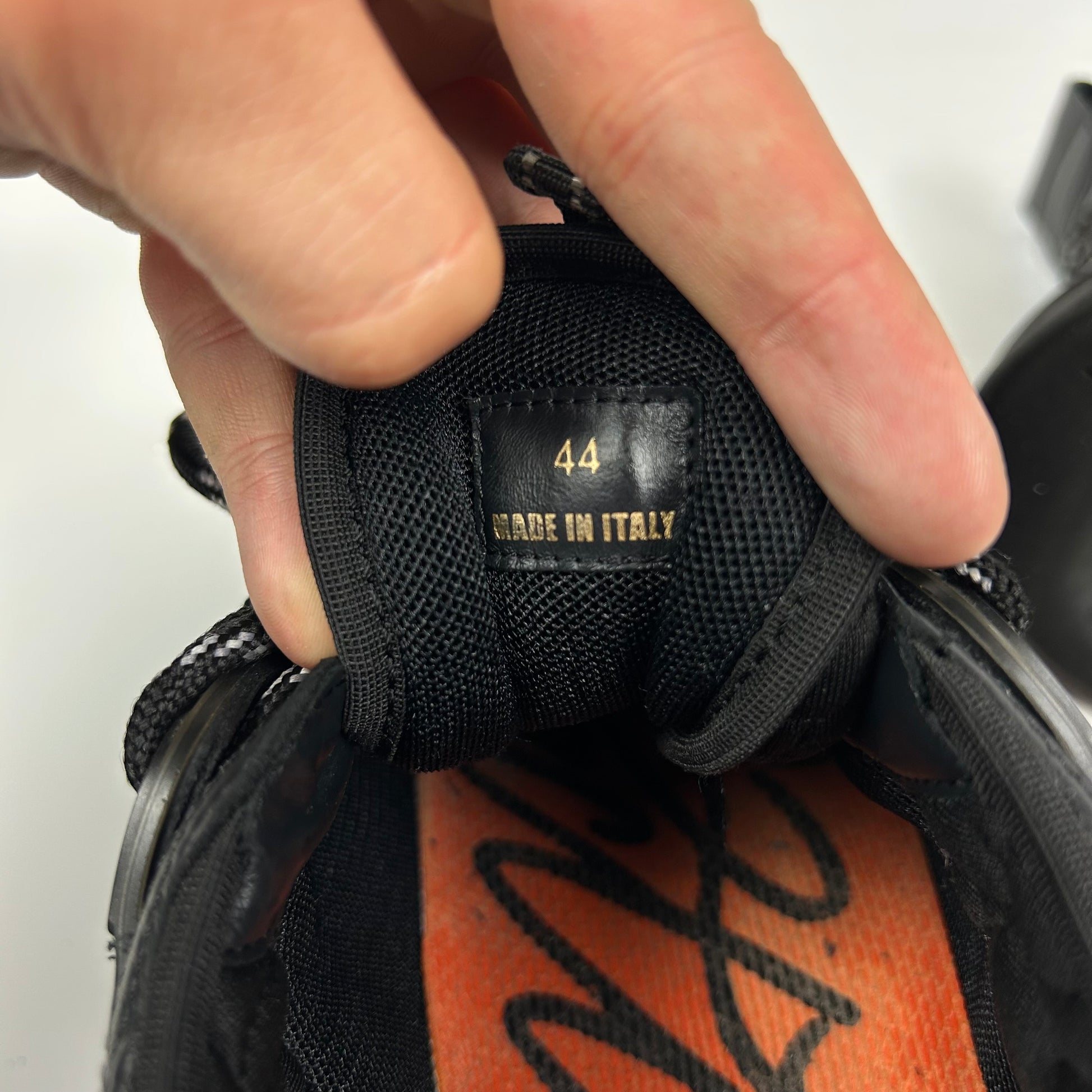 Versace Chain Reaction Black