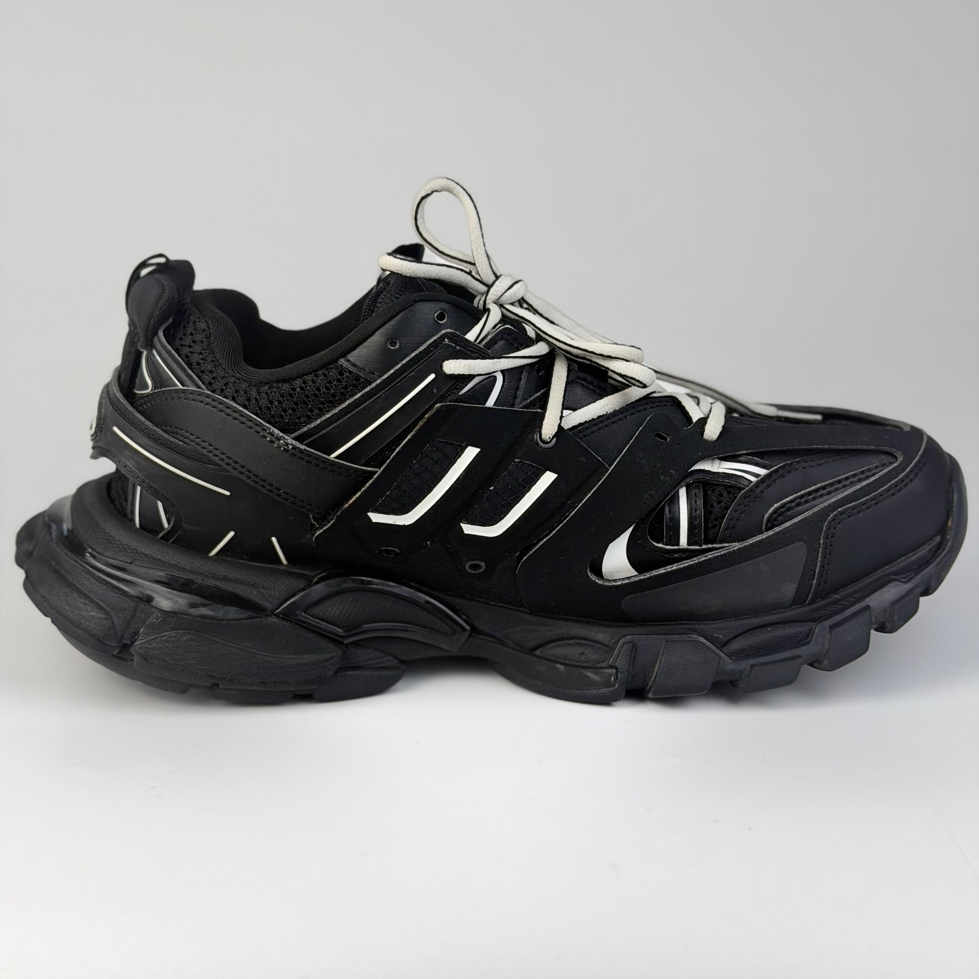 Balenciaga – detaliu talpă | VSTEALS