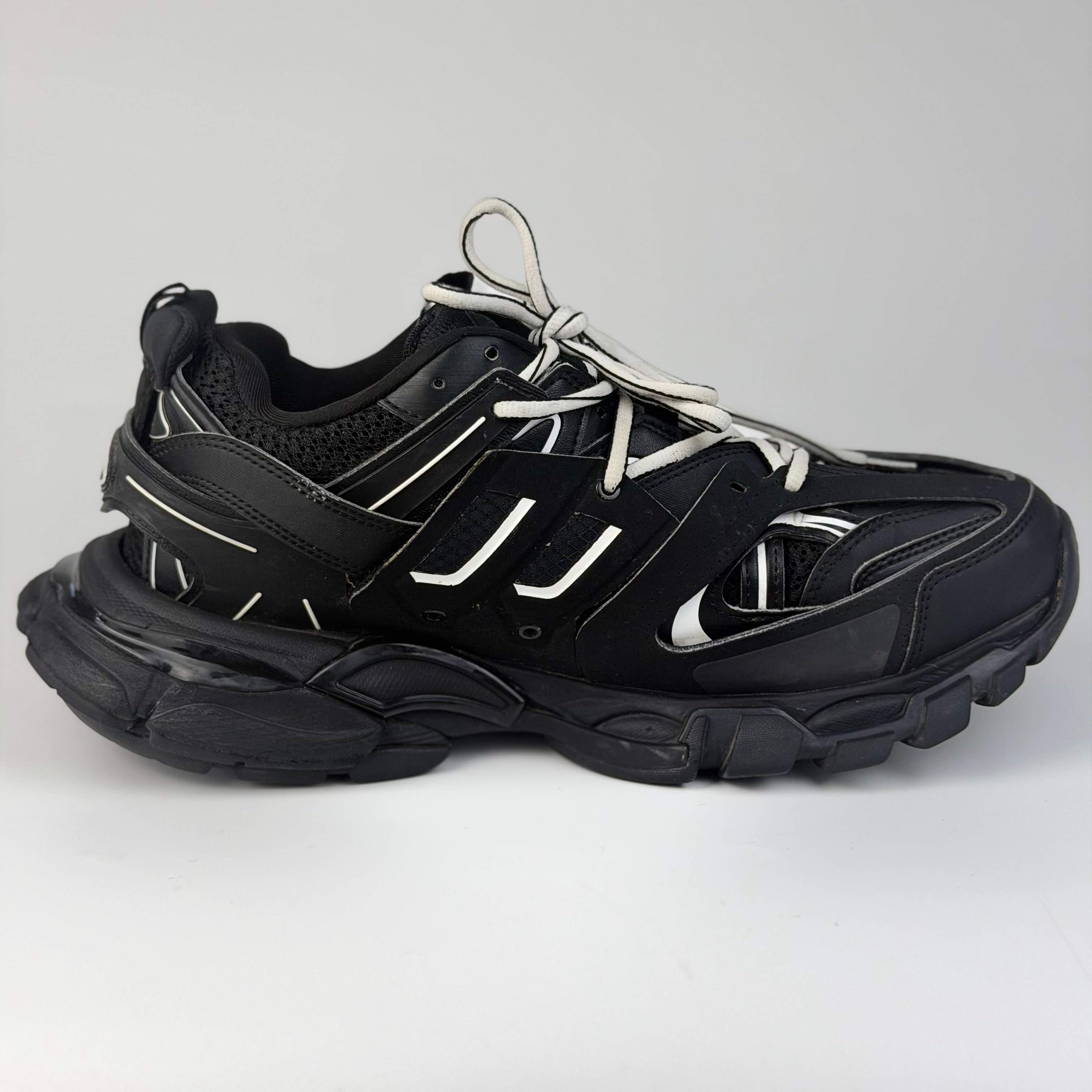 Balenciaga – detaliu talpă | VSTEALS