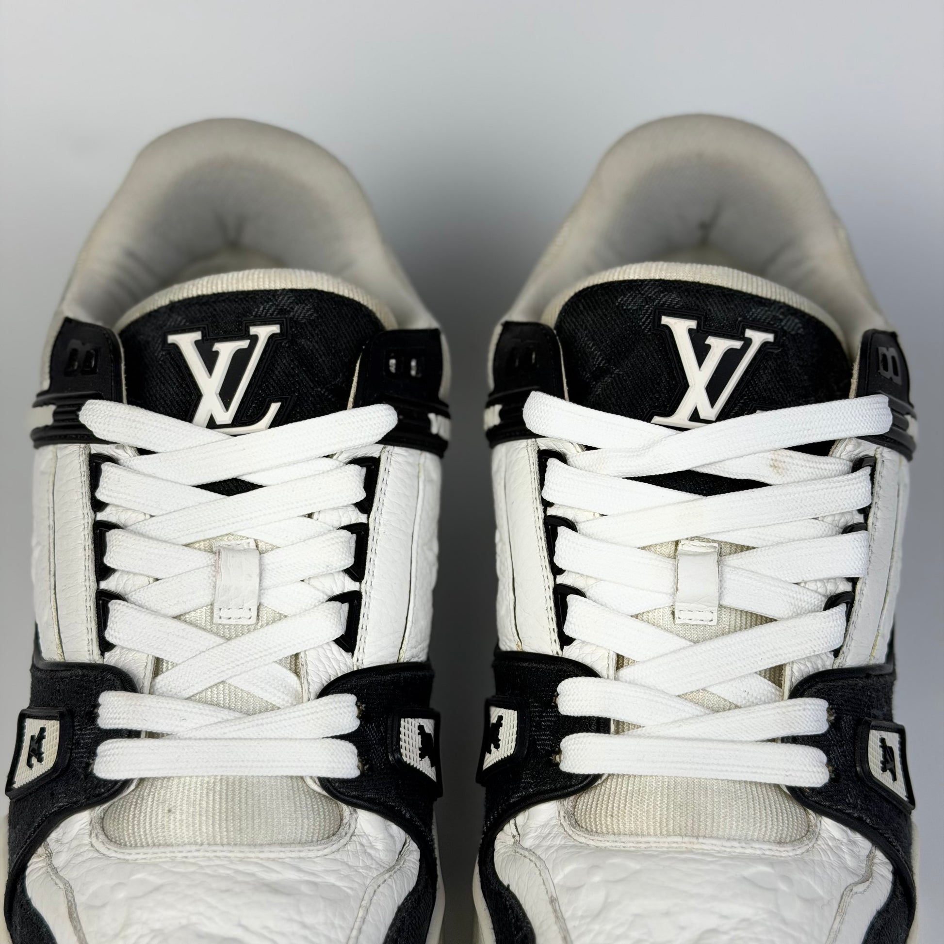 Louis Vuitton denim – vedere lateral | VSTEALS