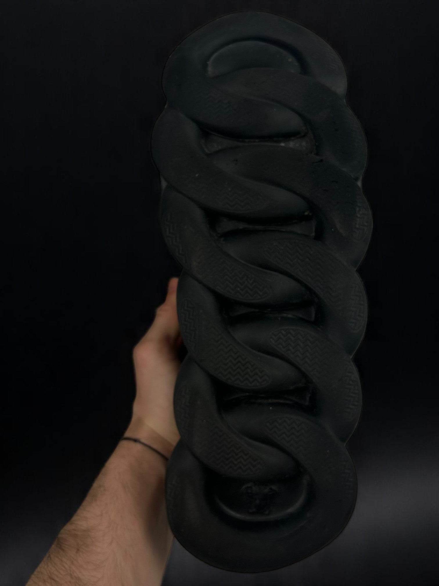 Versace Chain Reaction Black - V STEALS