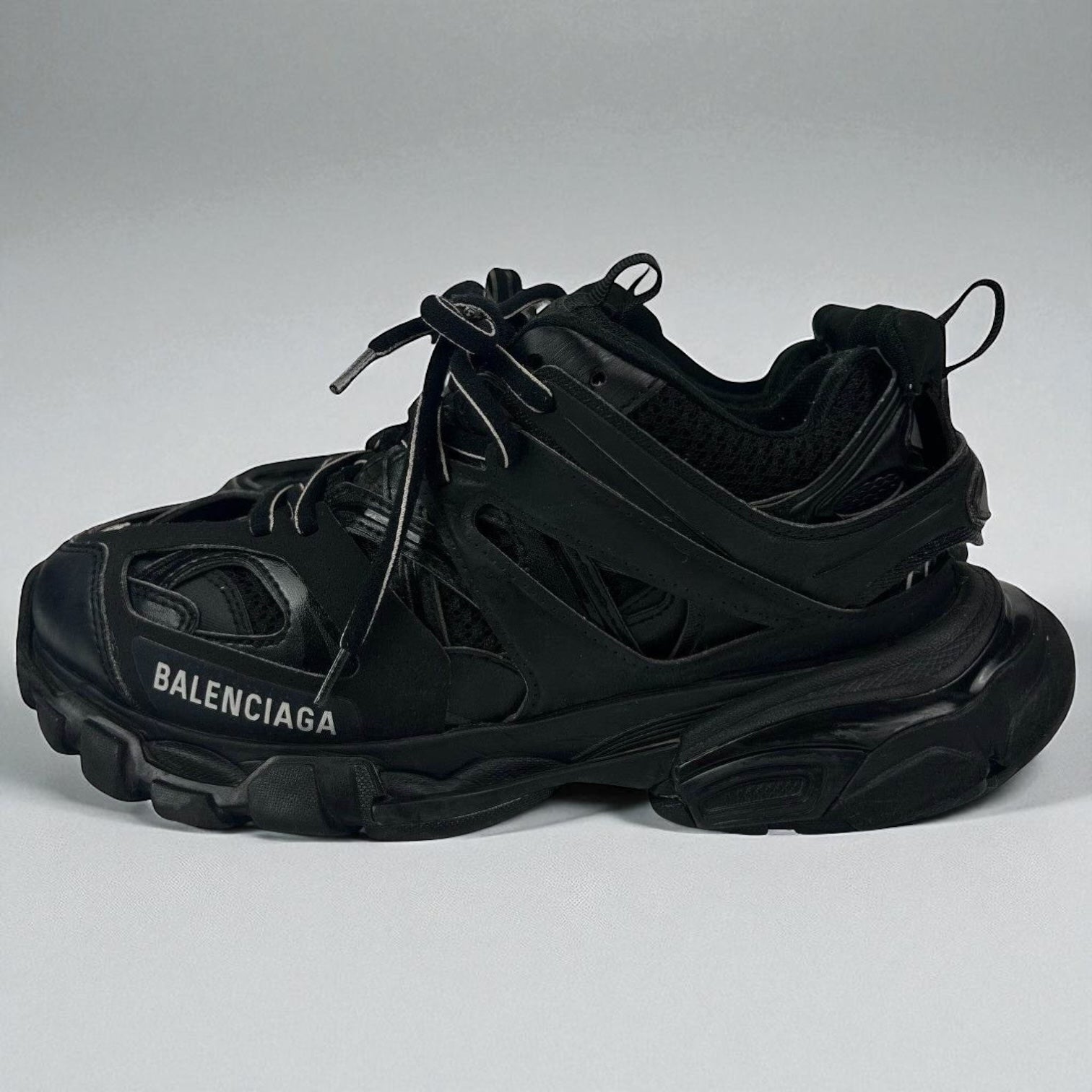 Balenciaga Track Black