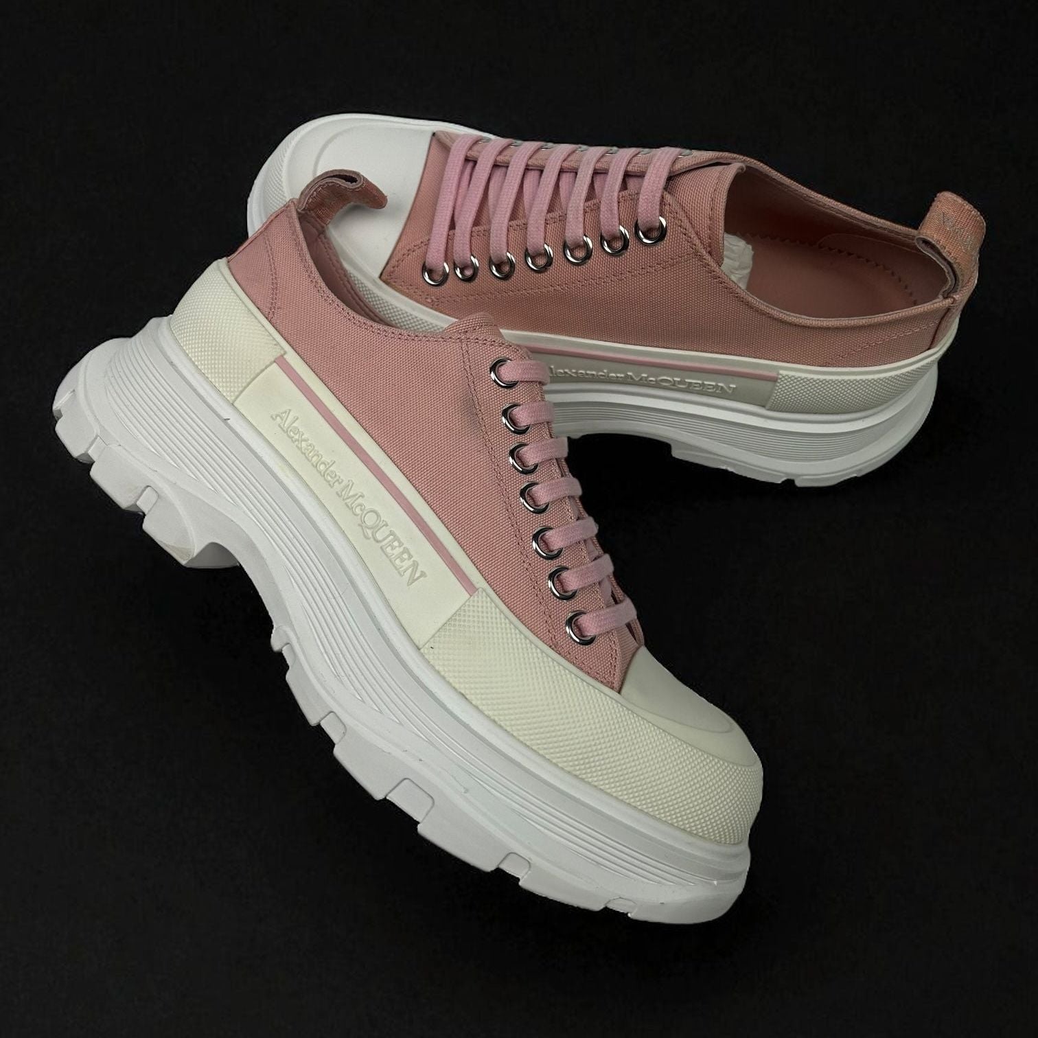 Alexander Mcqueen Tread Slick Lace Up